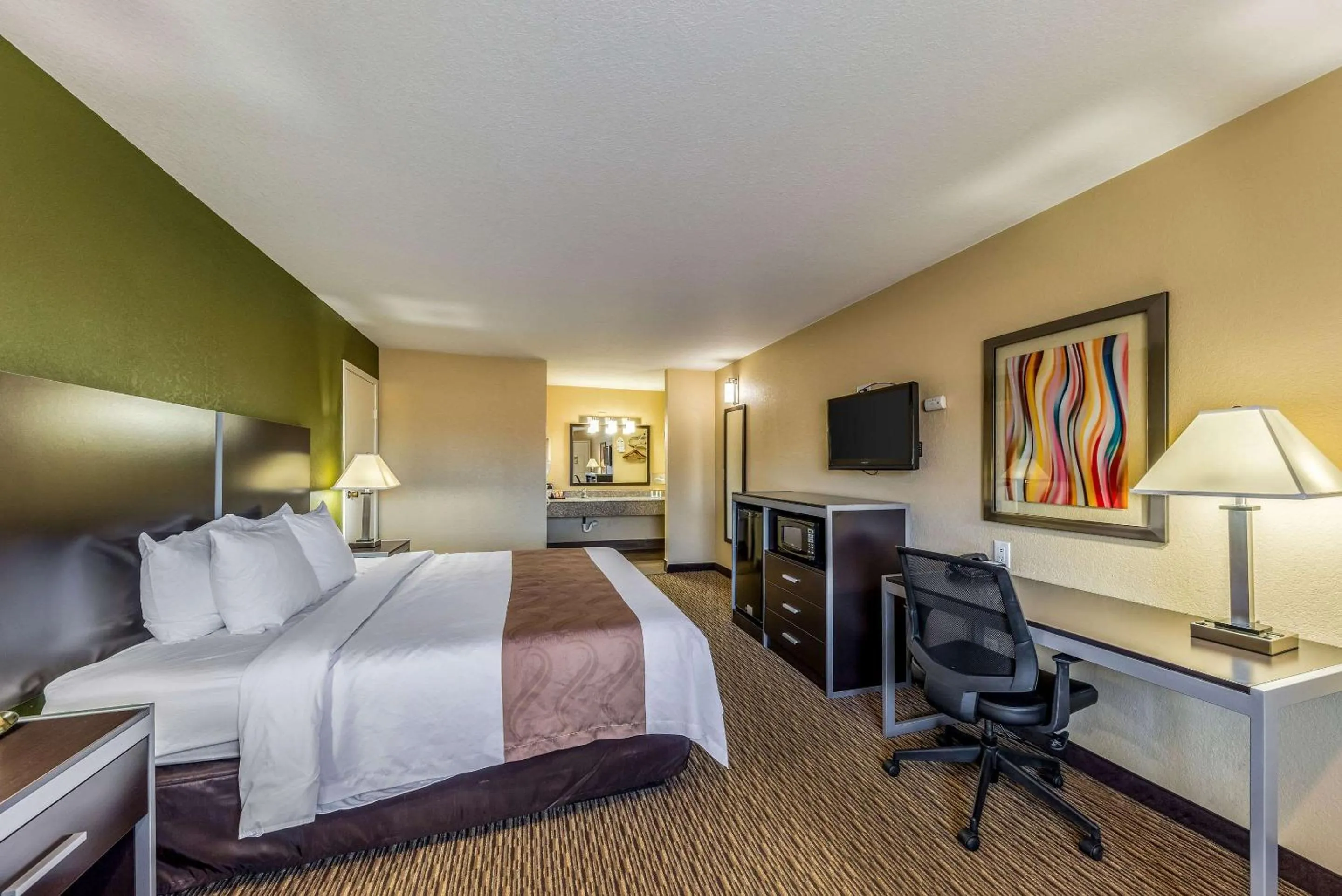 King Room - Non-Smoking in Quality Inn Glenpool - Tulsa