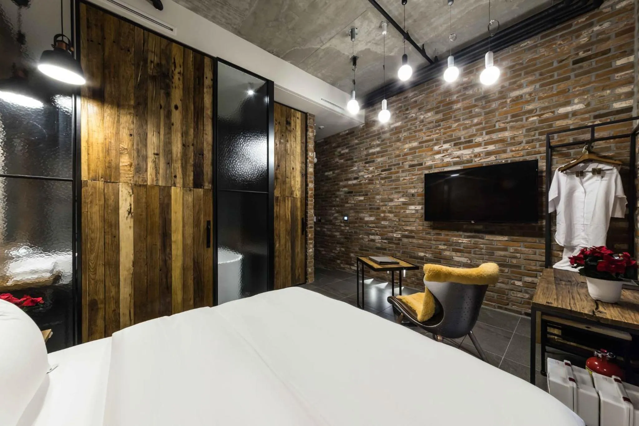 Superior Double Room in Hotel the Artist Dongdaemun