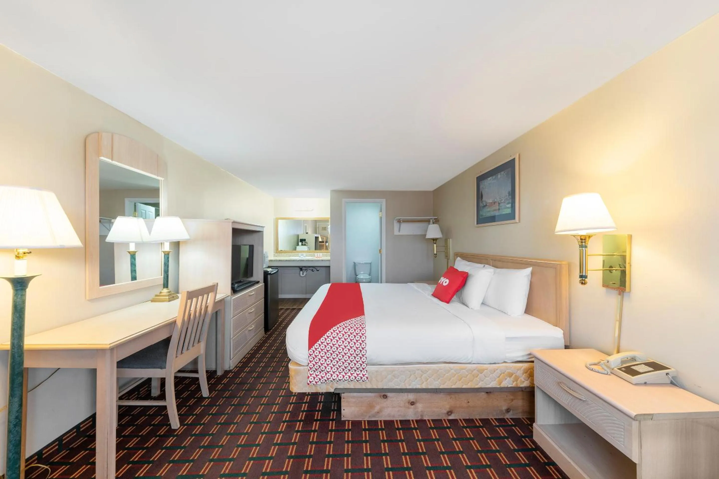 King Room in OYO Hotel Starlite Seneca Falls