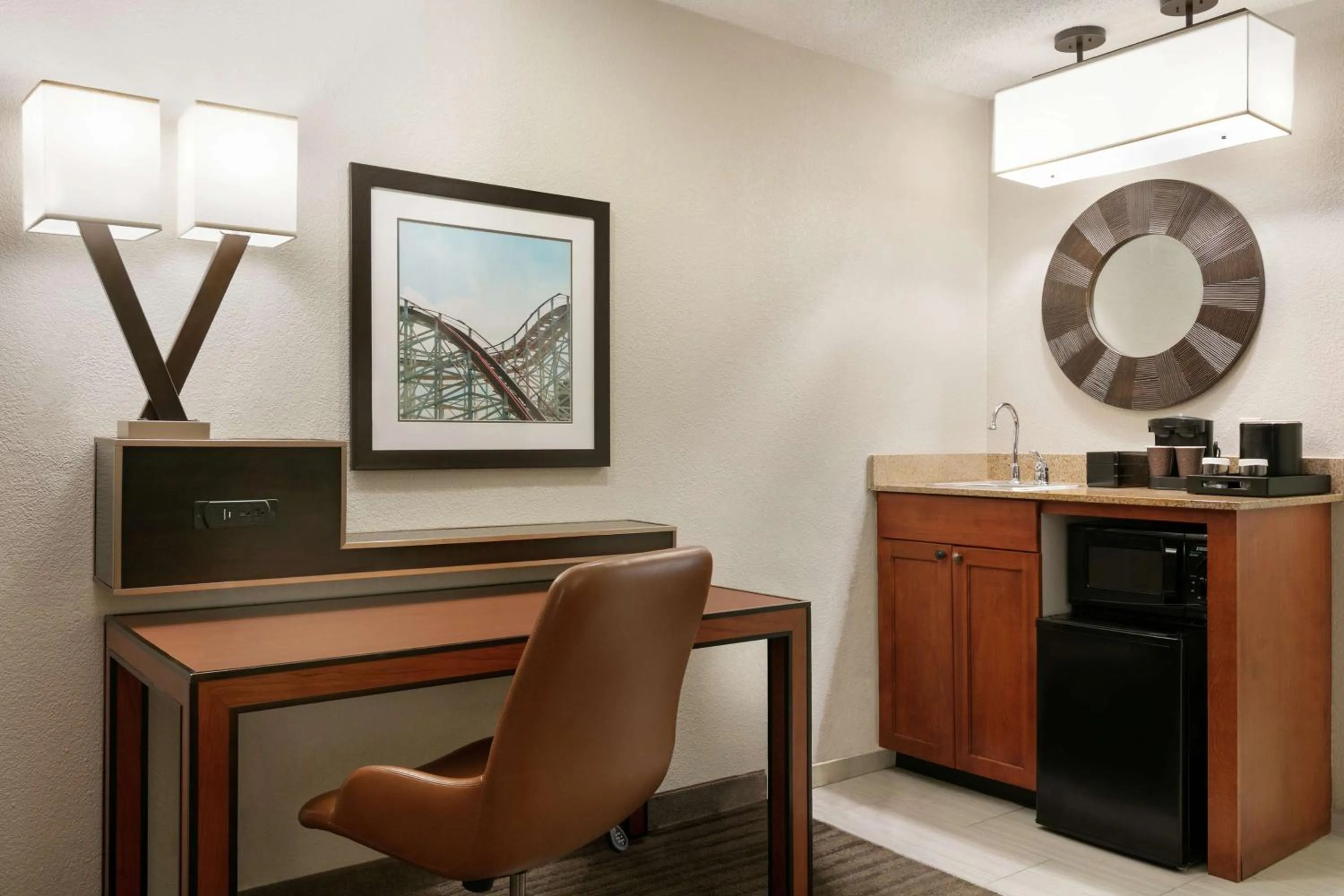 Two-Room Suite with Two Double Beds and Sofa Bed in Embassy Suites by Hilton Orlando International Drive ICON Park
