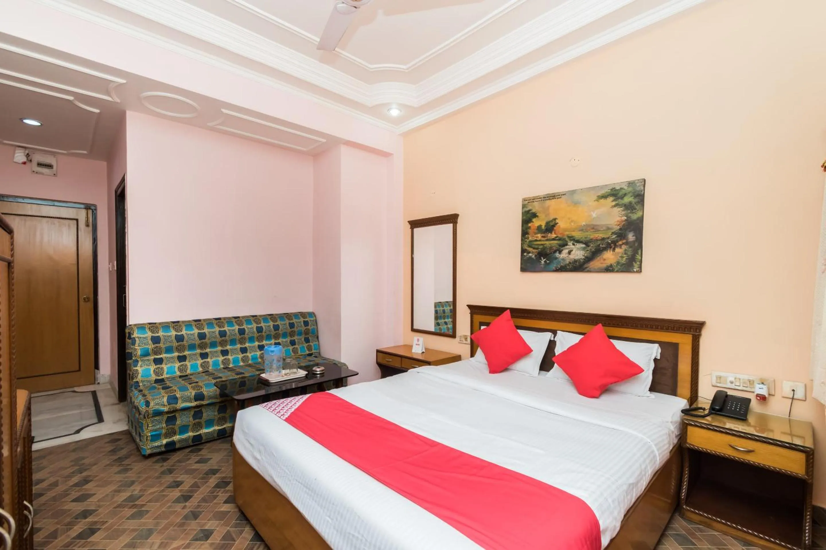 Standard Double Room - single occupancy in Super Capital O Bidisha