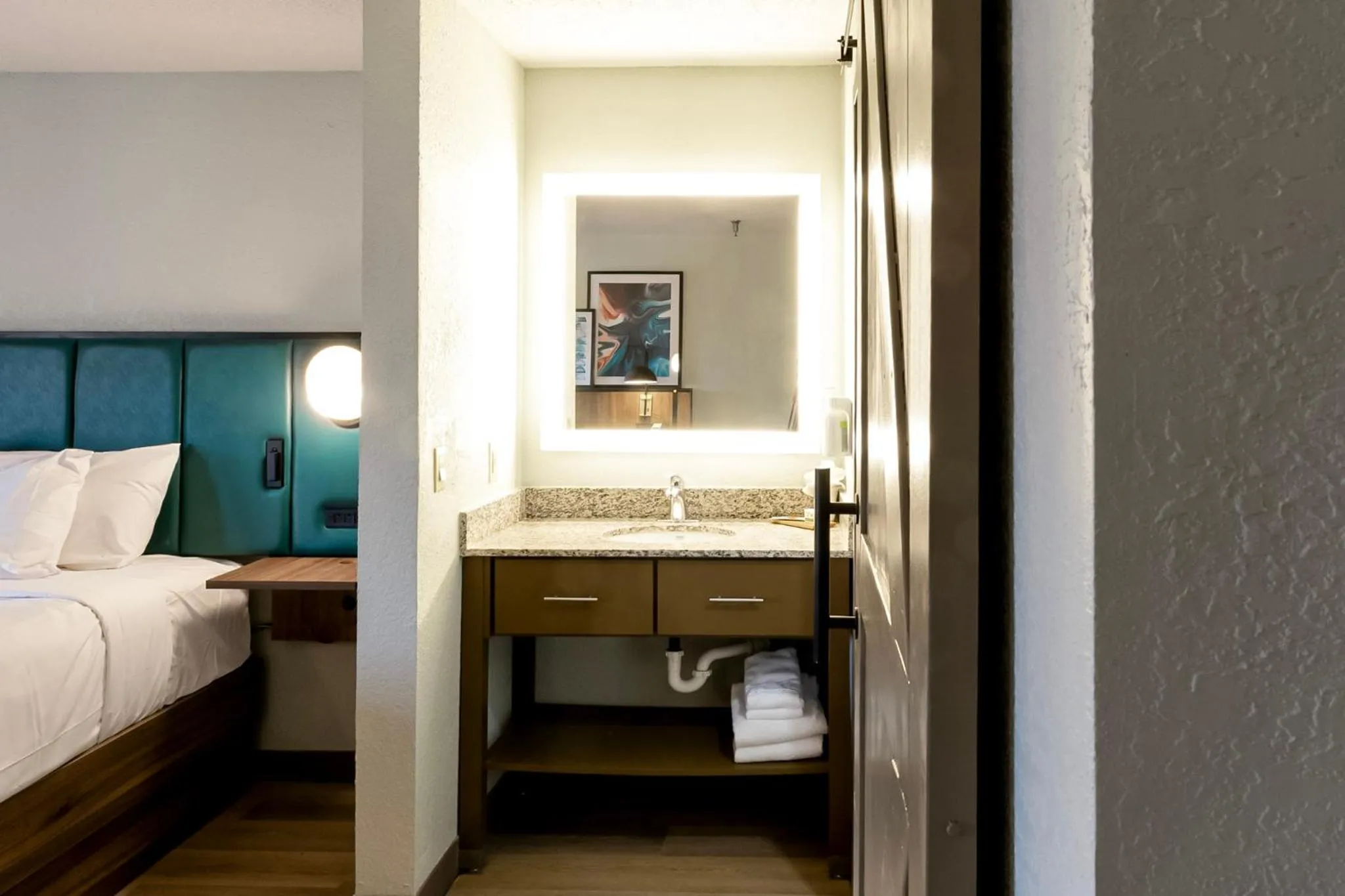 King Studio Suite - Non-Smoking in Wingate by Wyndham Owensboro