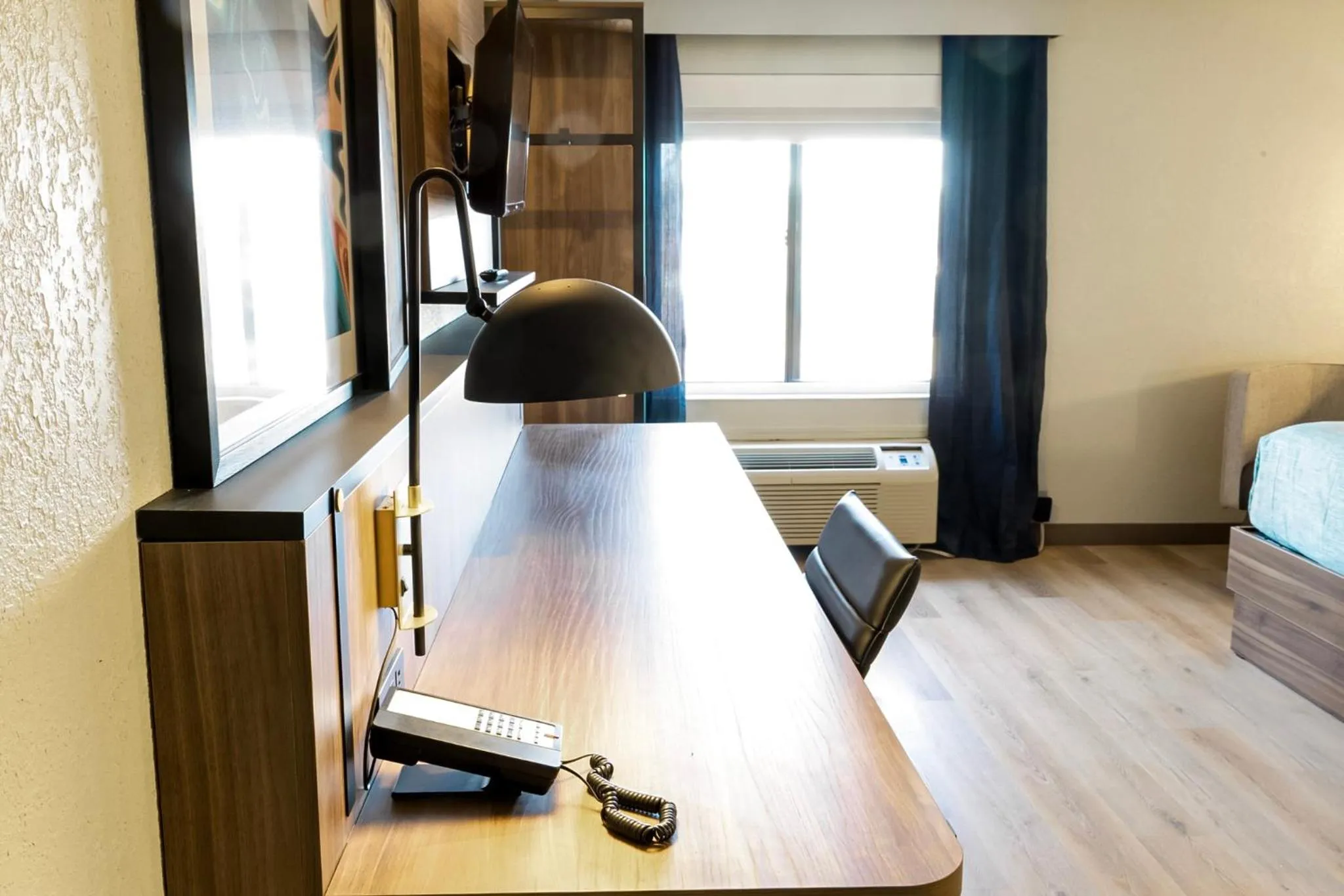 Superior King Room - Non-Smoking in Wingate by Wyndham Owensboro