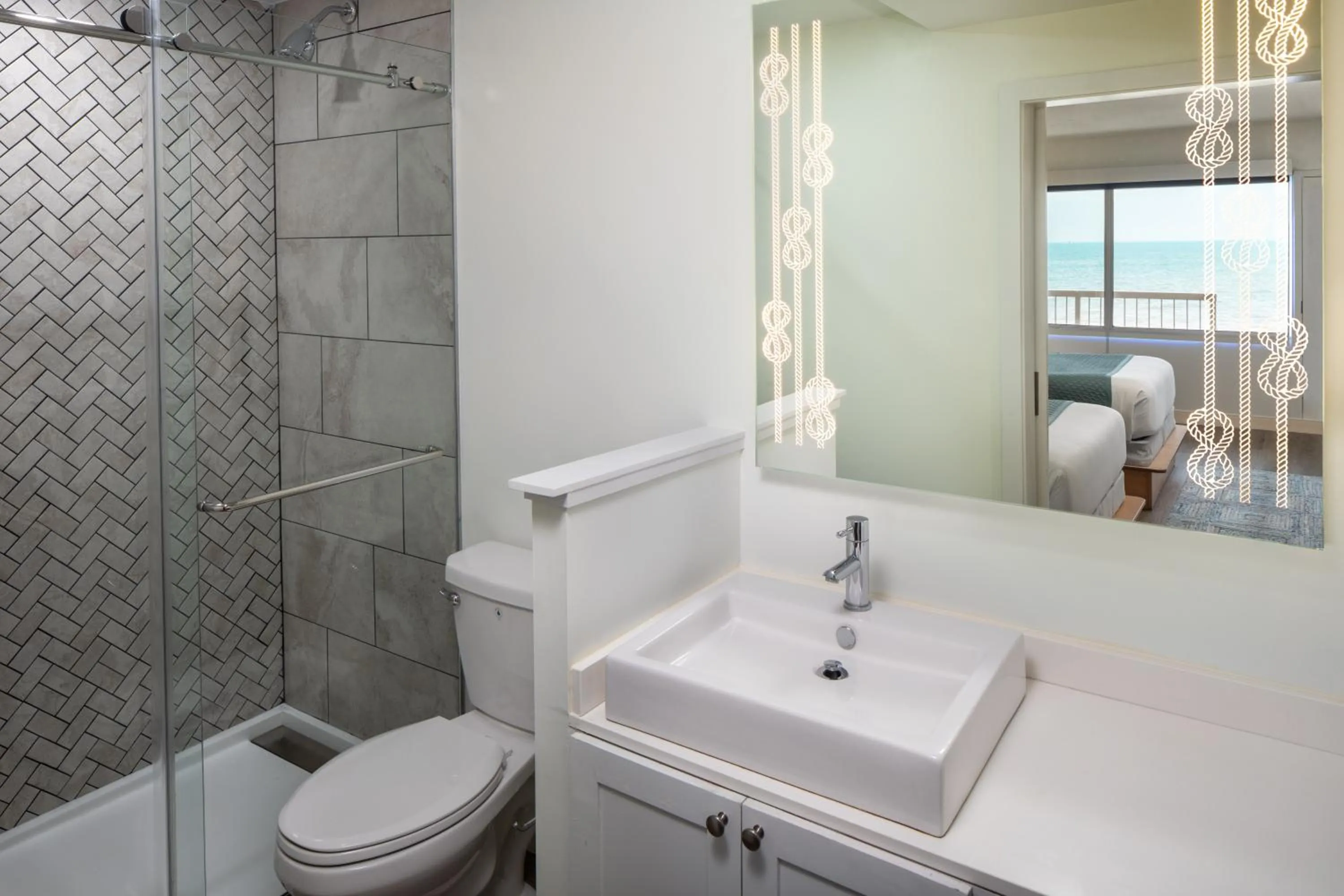 King Courtyard Suite in Harbor Hotel Provincetown