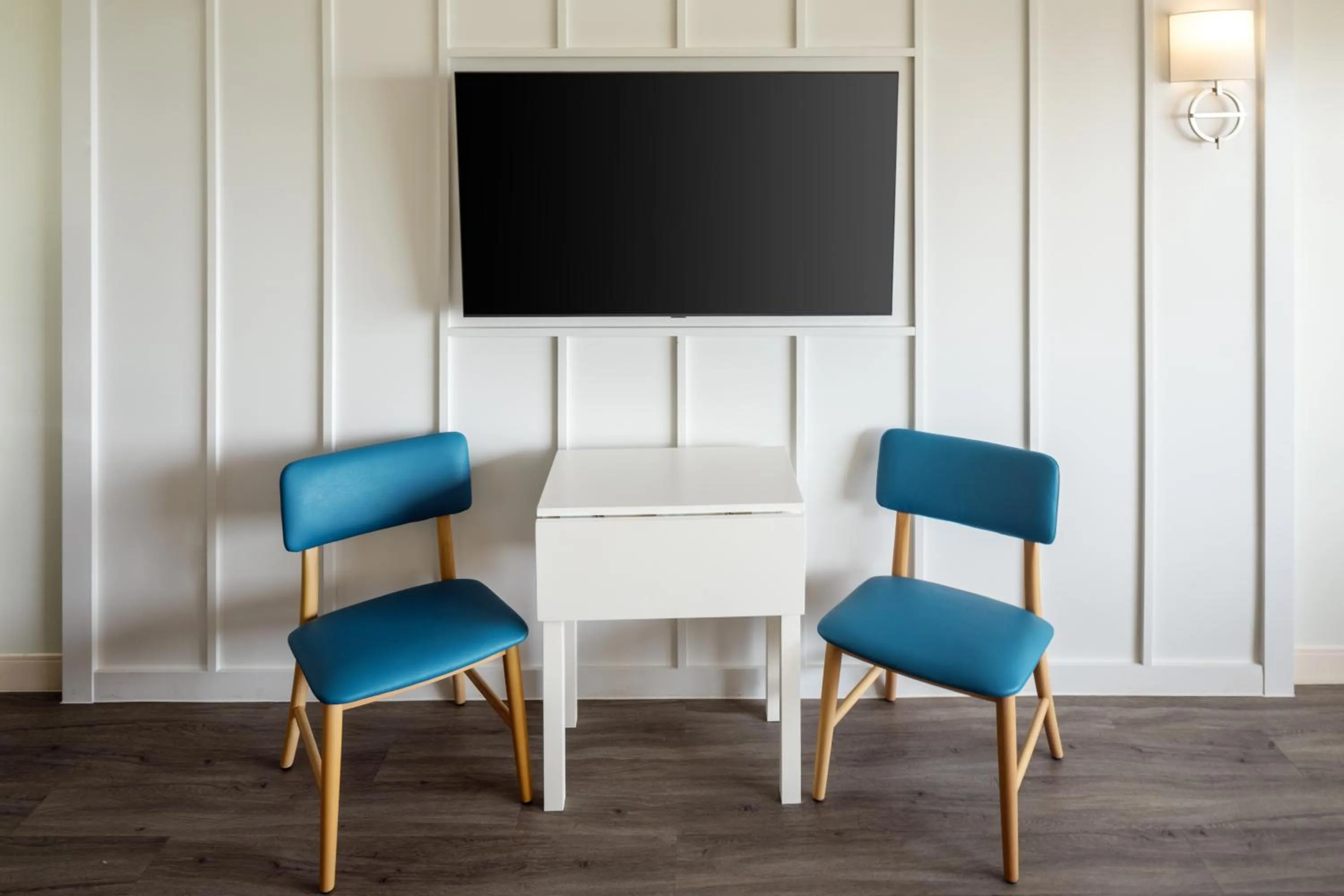 Traditional Room with Two Queen Beds in Harbor Hotel Provincetown