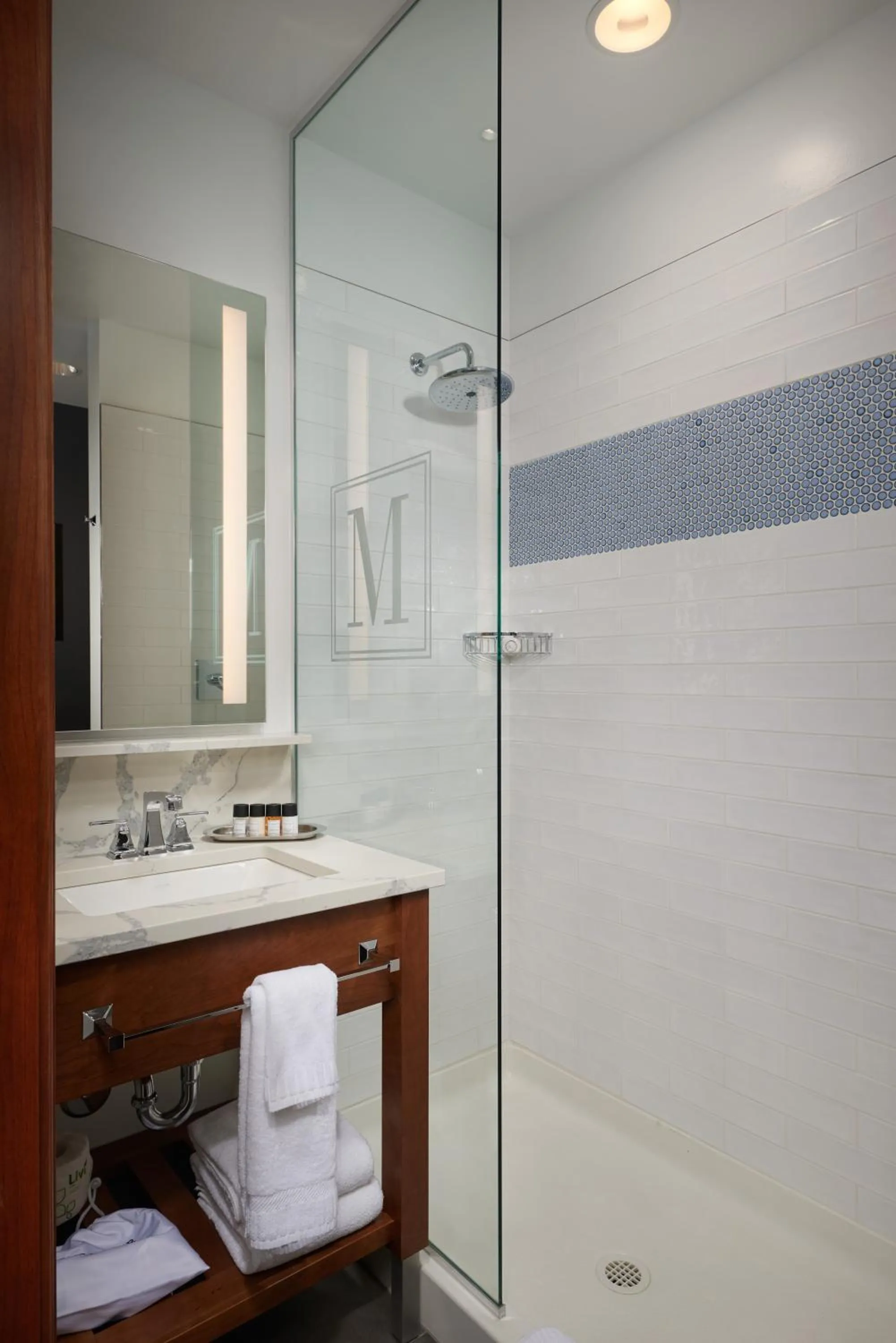 Club lounge access, Guest room, 1 King, City view in The Merrill Hotel & Conference Center, Muscatine, a Tribute Portfolio Hotel