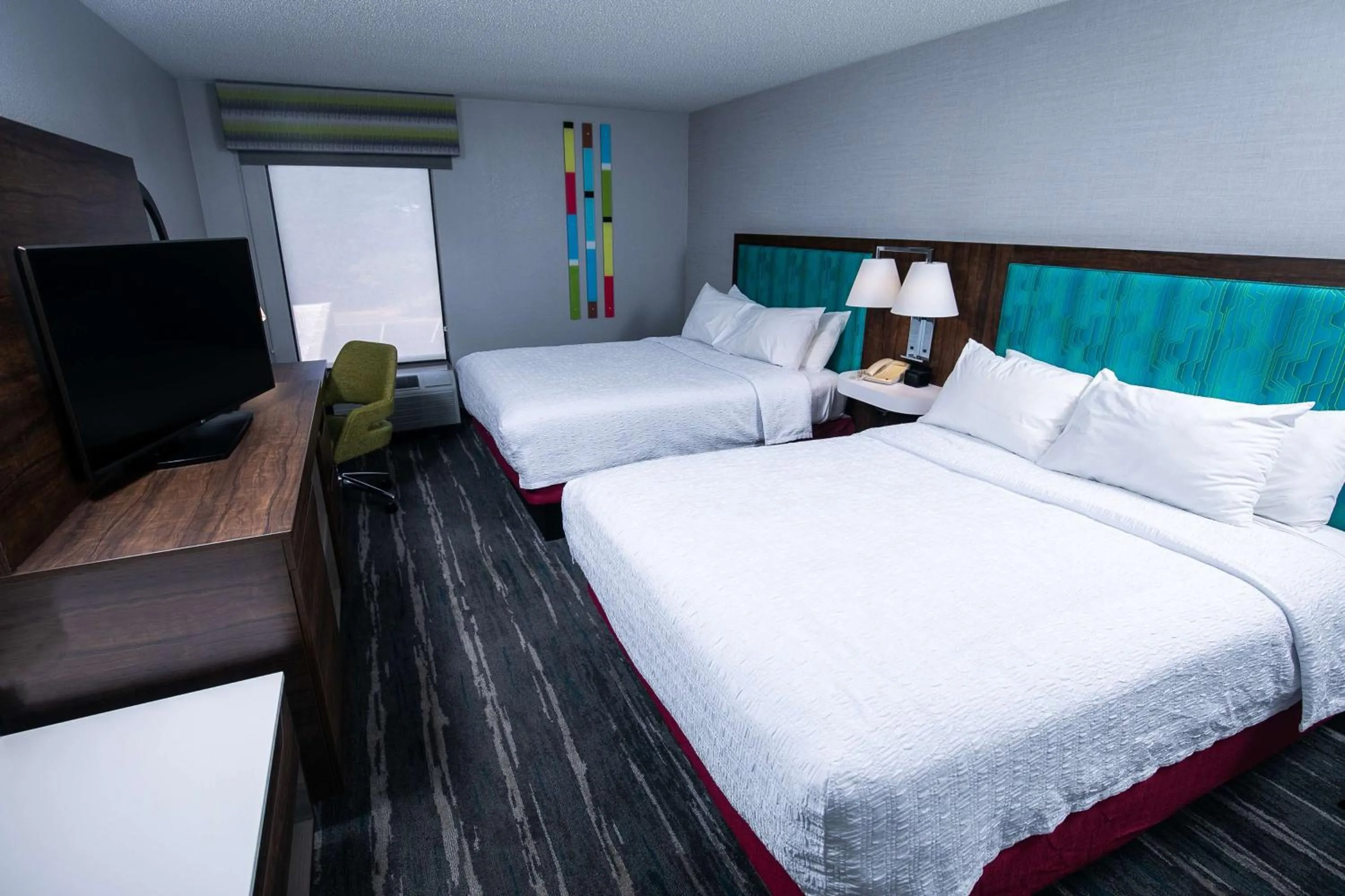 Queen Room with Two Queen Beds - Non-Smoking in Hampton Inn Pickwick Dam-At Shiloh Falls