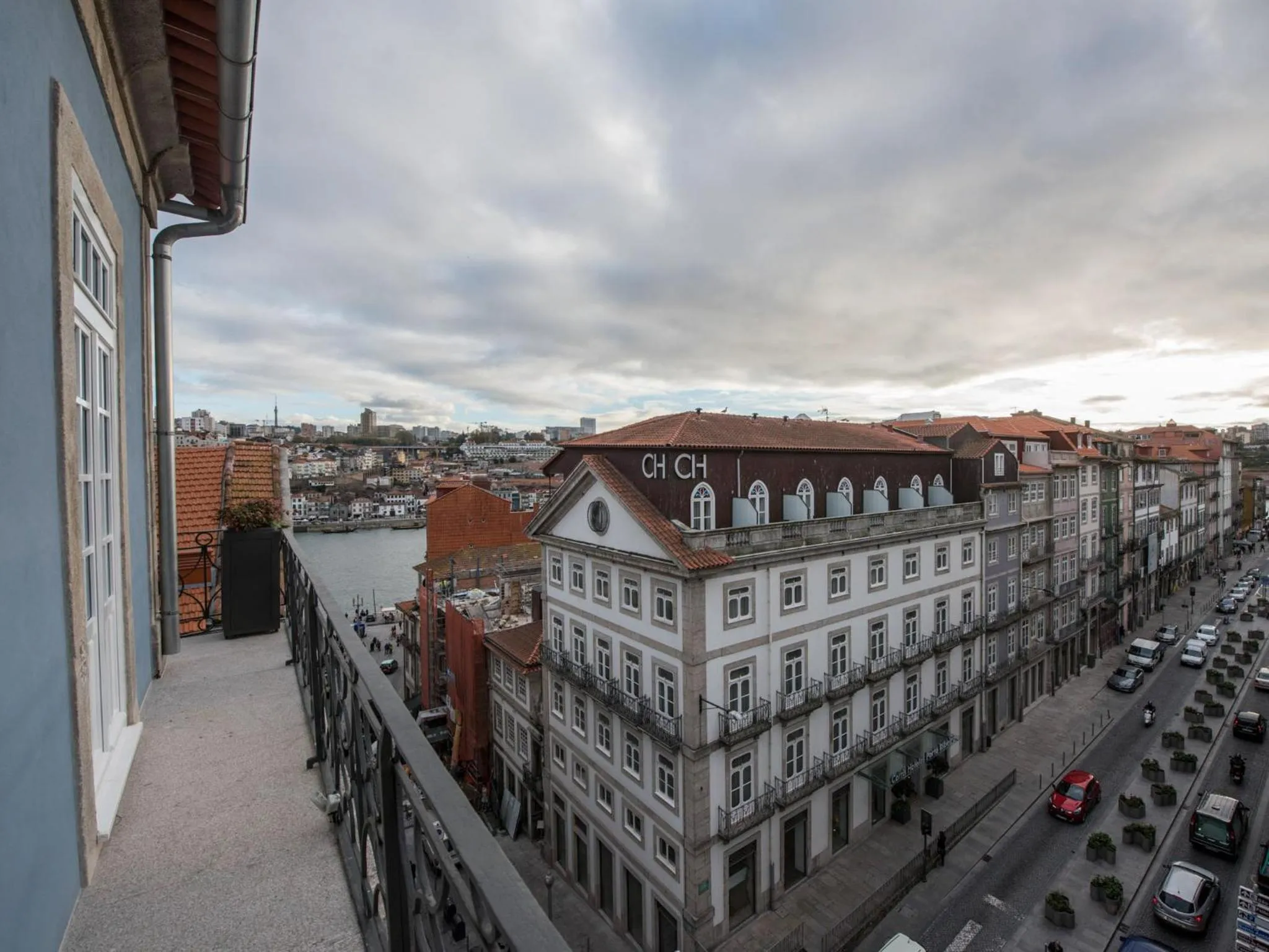 Duplex Apartment with Panoramic View (6 Adults)  in Apartamentos The Arc Carrís