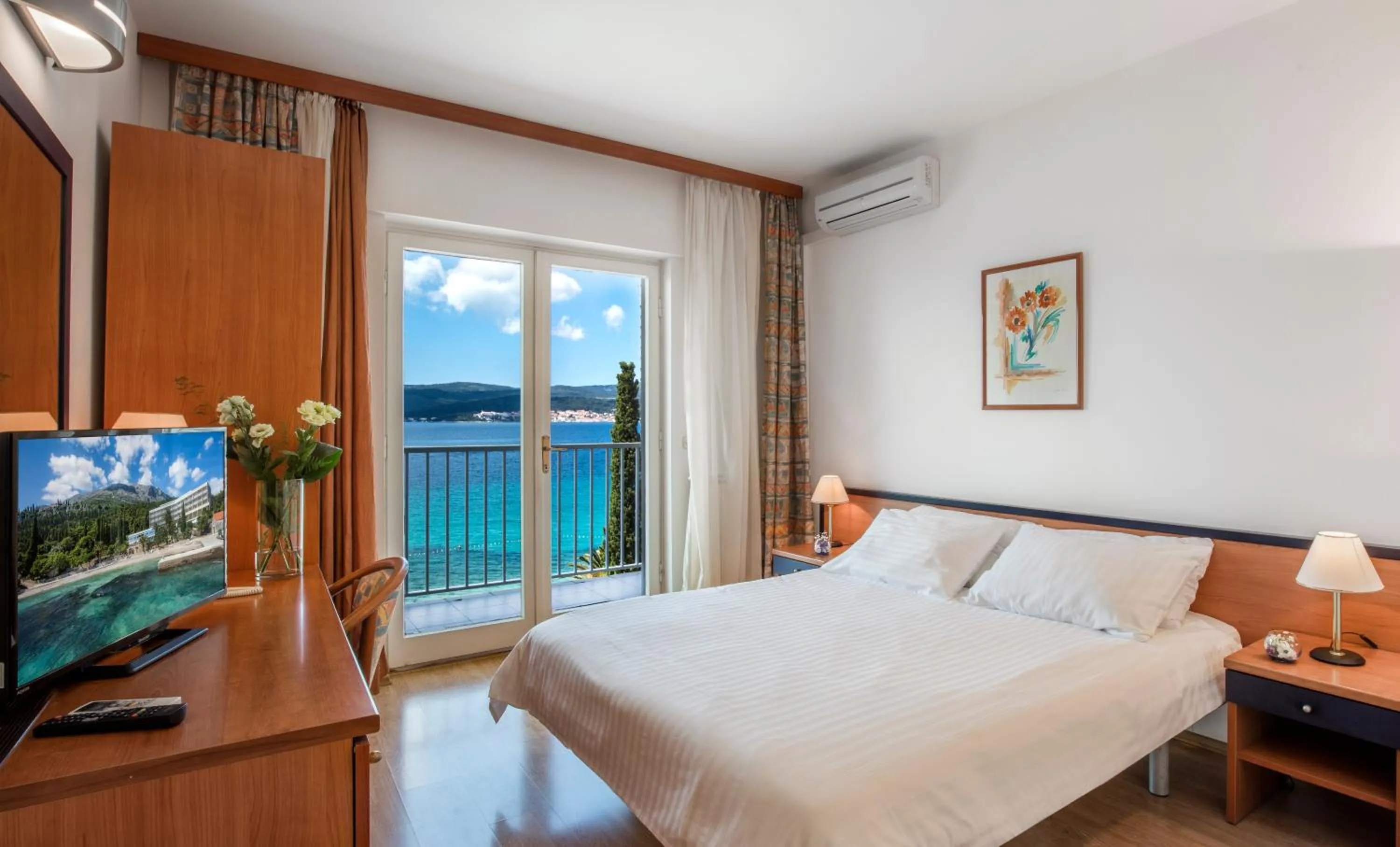 Comfort Double Room with Balcony and Sea View in Orsan Maradiso Hotel by Aminess