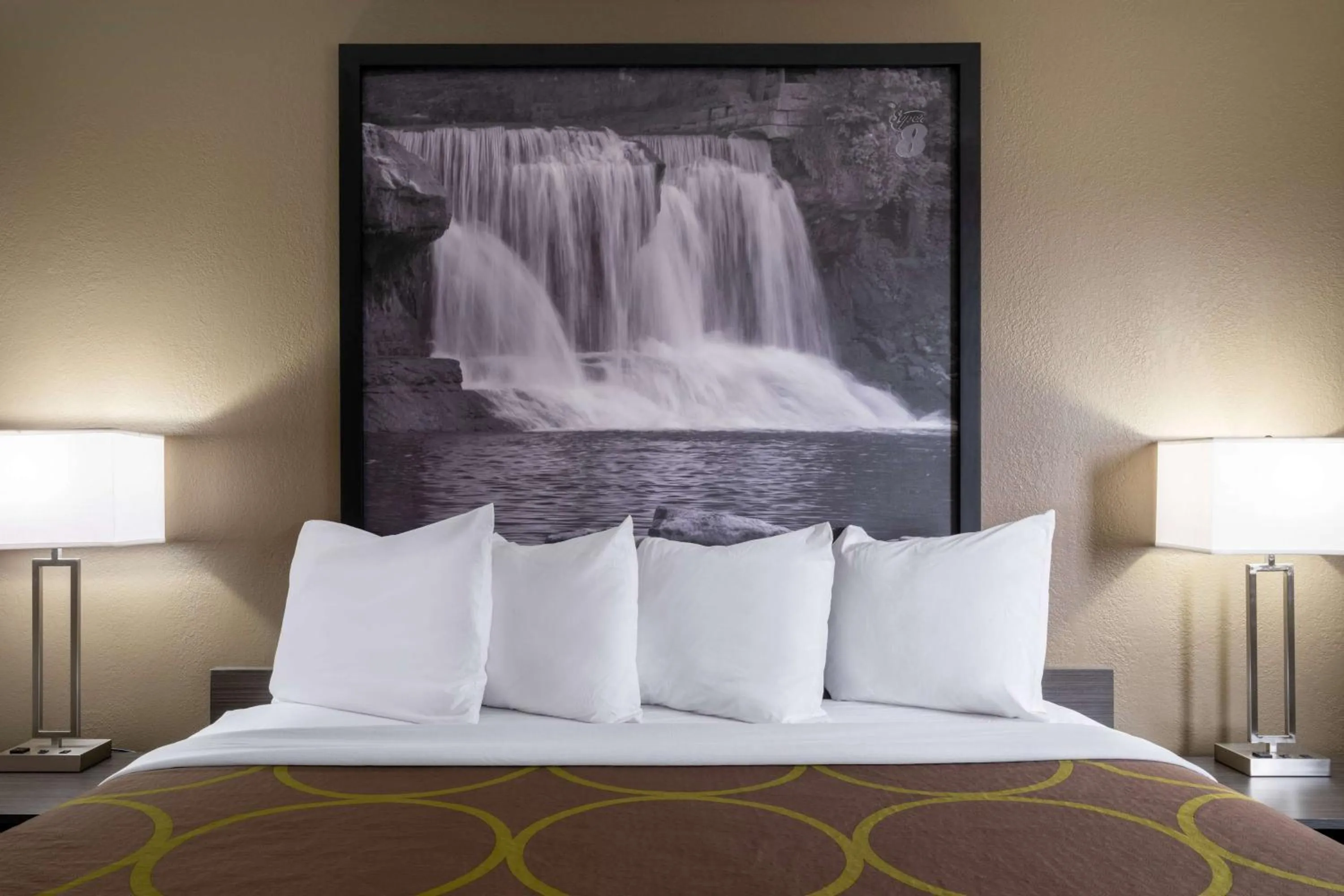 King Room - Mobility Access/Non-Smoking in Super 8 by Wyndham Merrillville