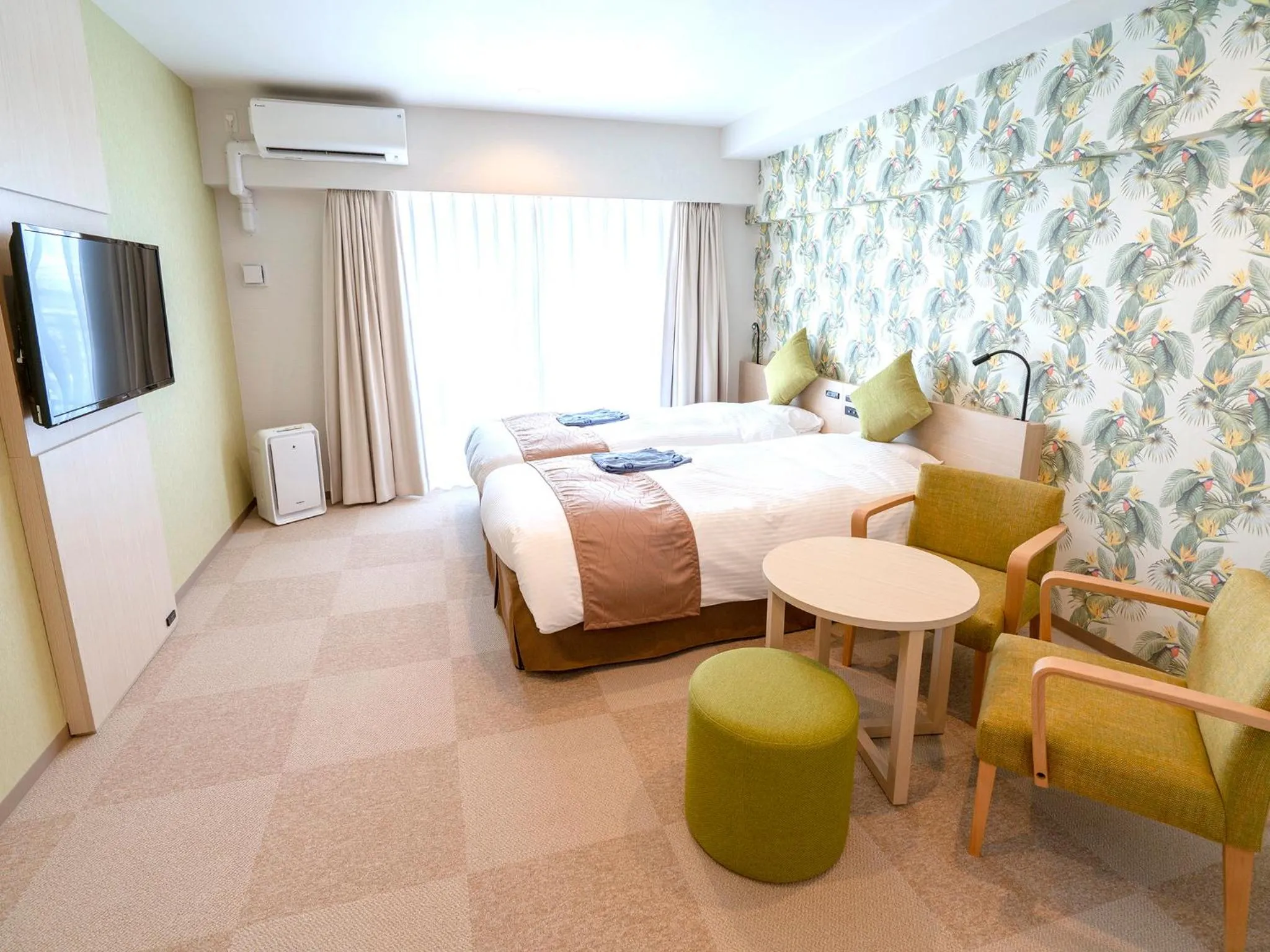 Superior Twin Room with Balcony in La'gent Hotel Okinawa Chatan Hotel and Hostel