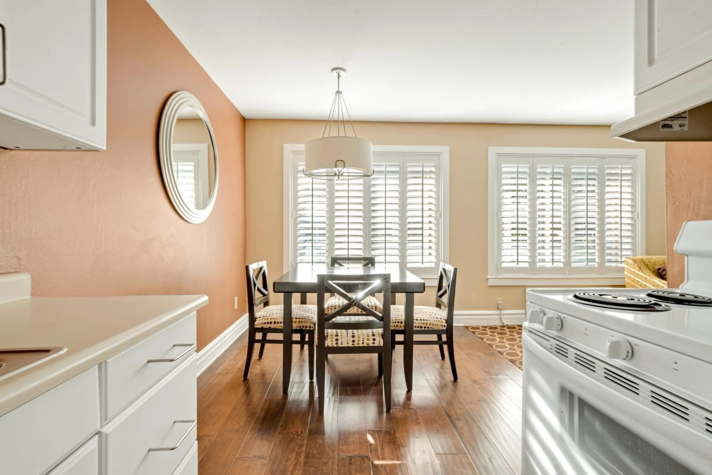 Studio - Disability Access in Marin Suites Hotel