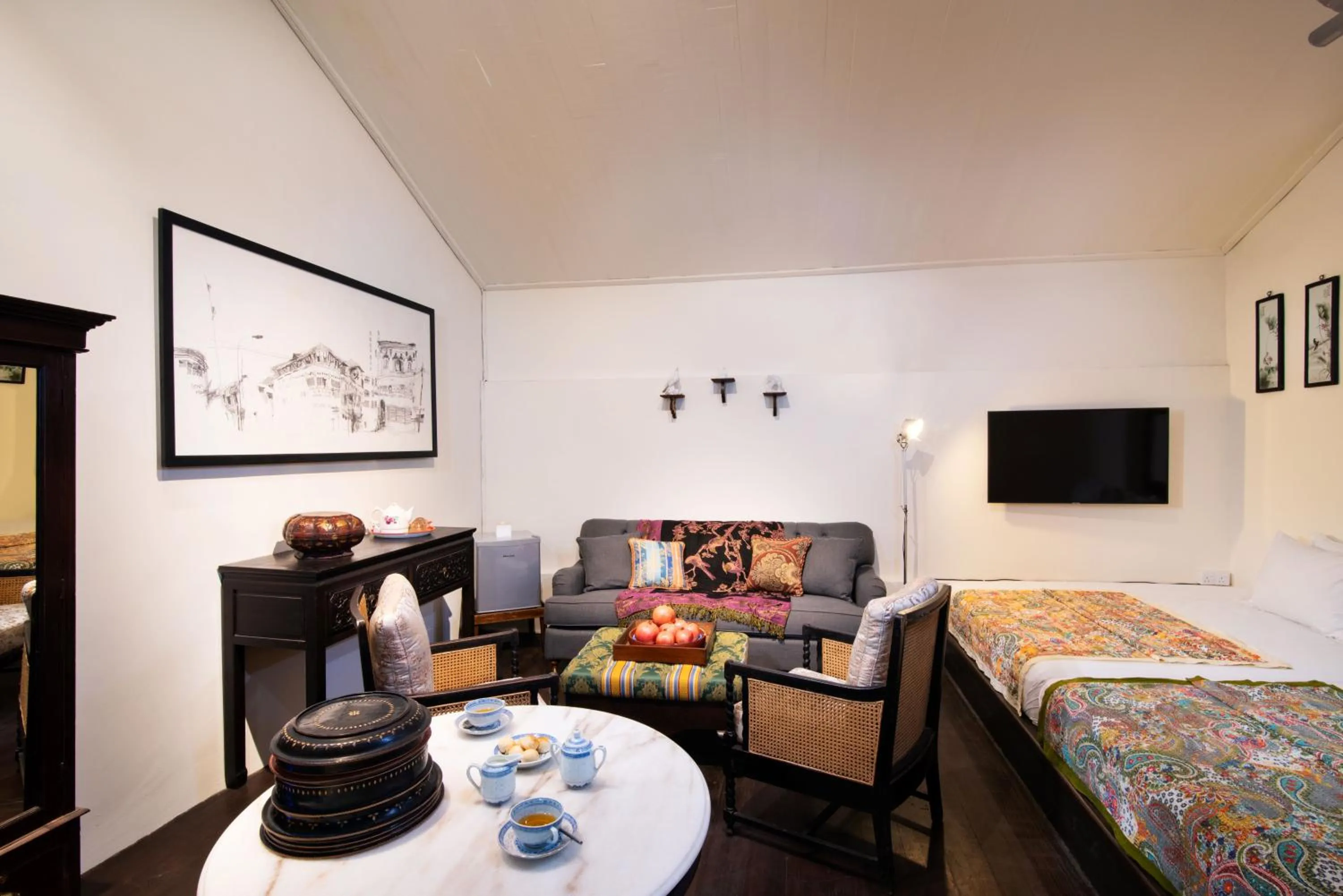 Mews Standard Room in Muntri Mews