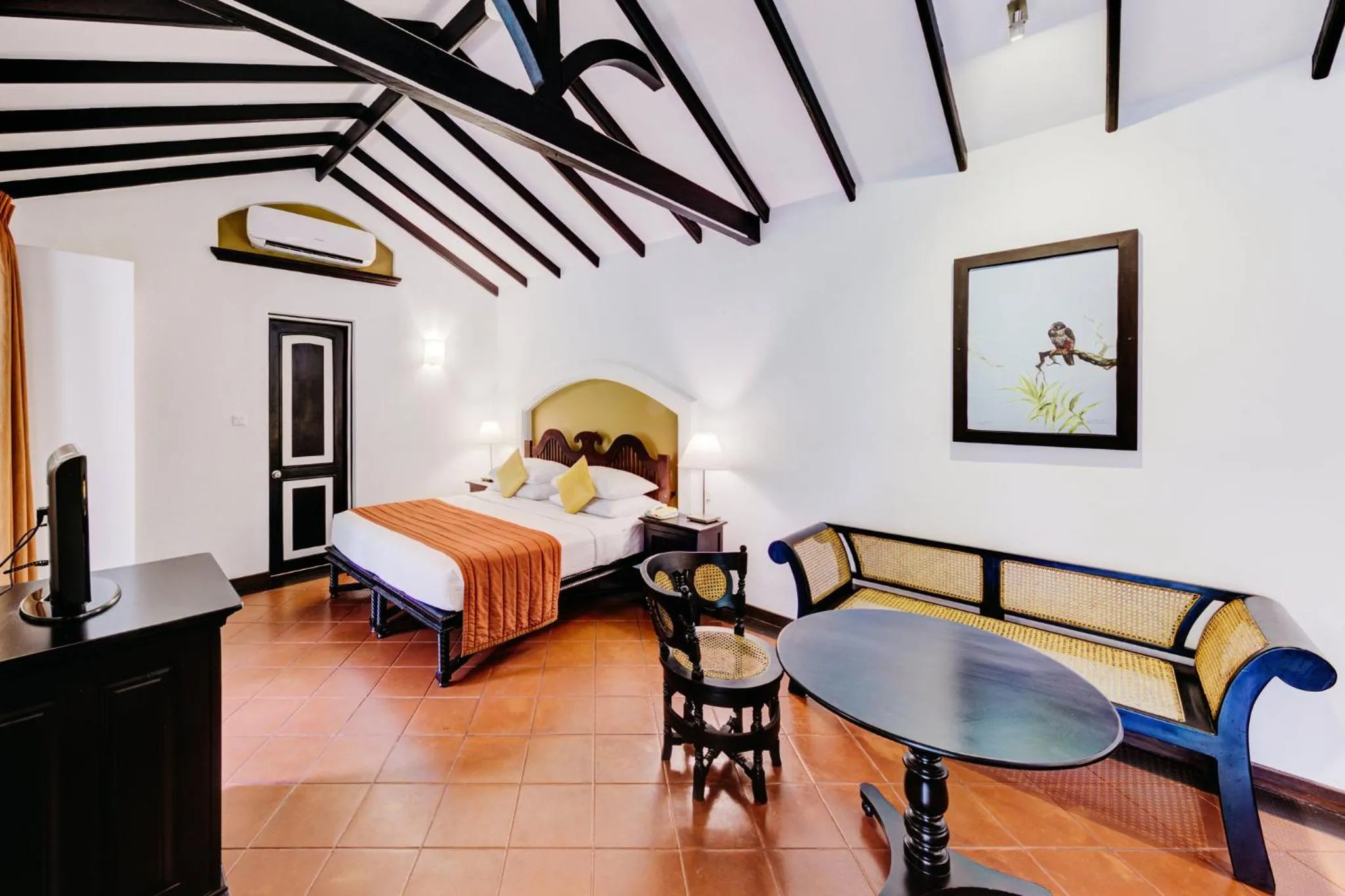 Superior King - single occupancy - Discounts (15% on F&B, 10% on SPA) in Cinnamon Lodge Habarana