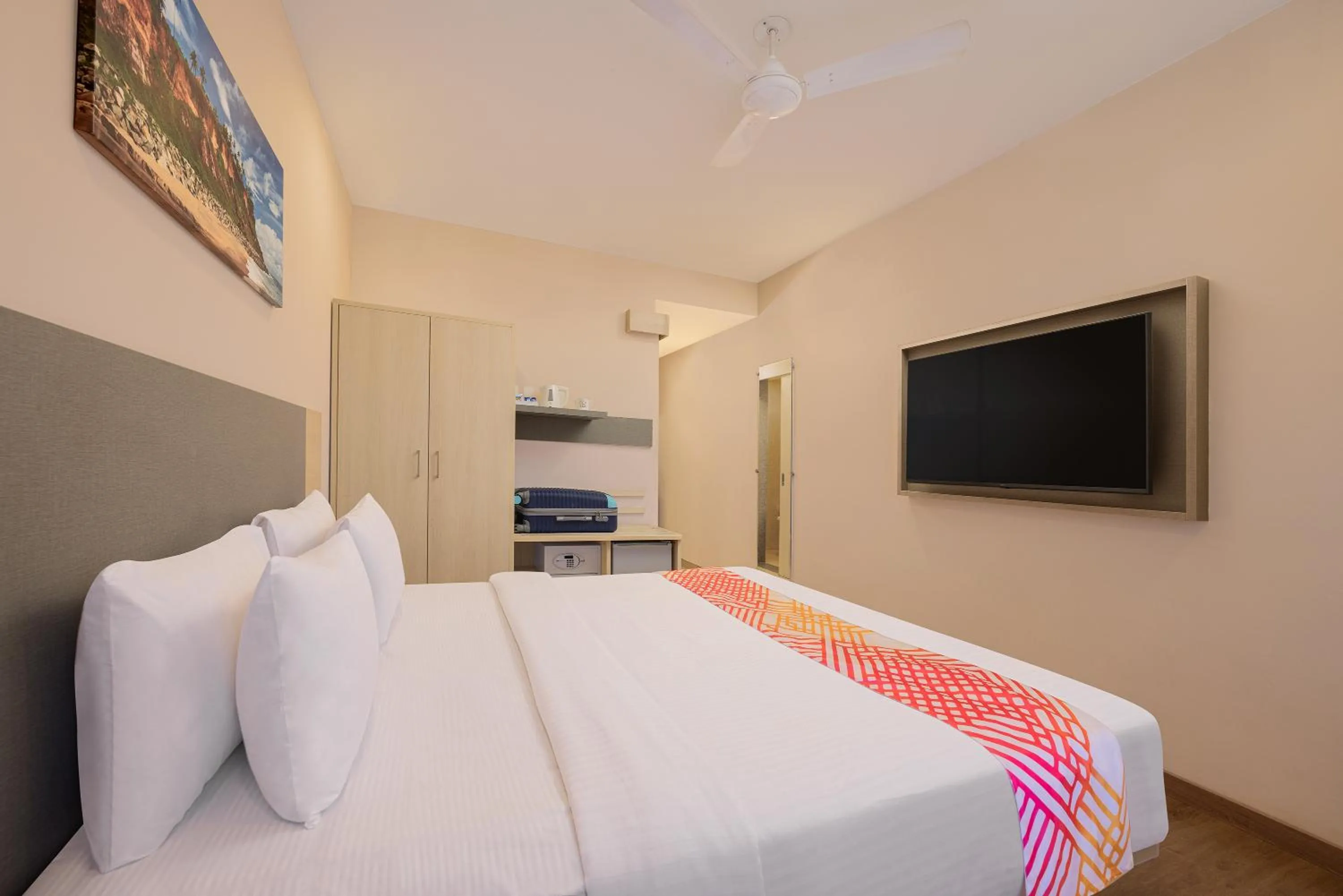 Superior Queen Room - single occupancy in Ginger Trivandrum