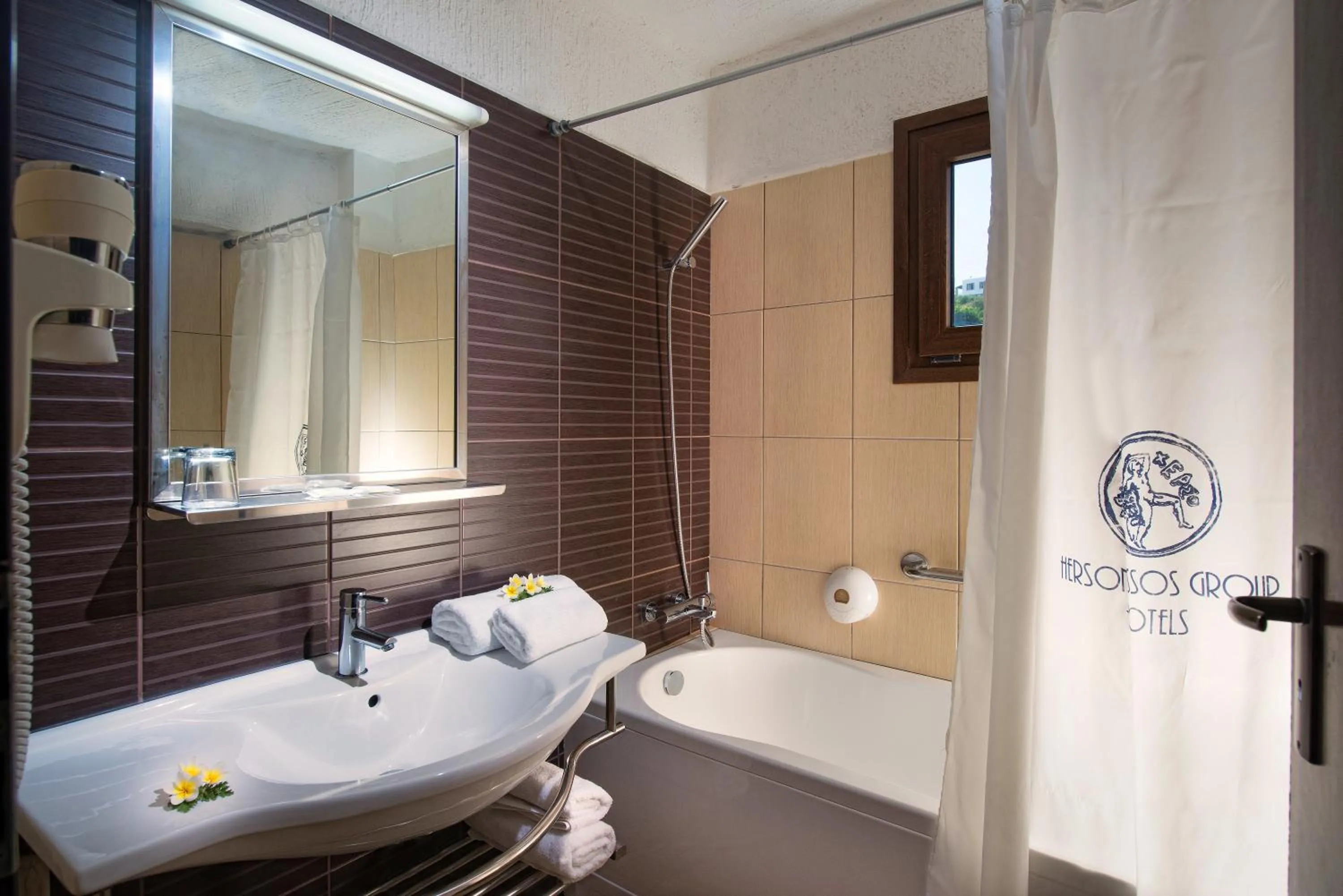 Standard Room with Side Sea View in Hersonissos Maris