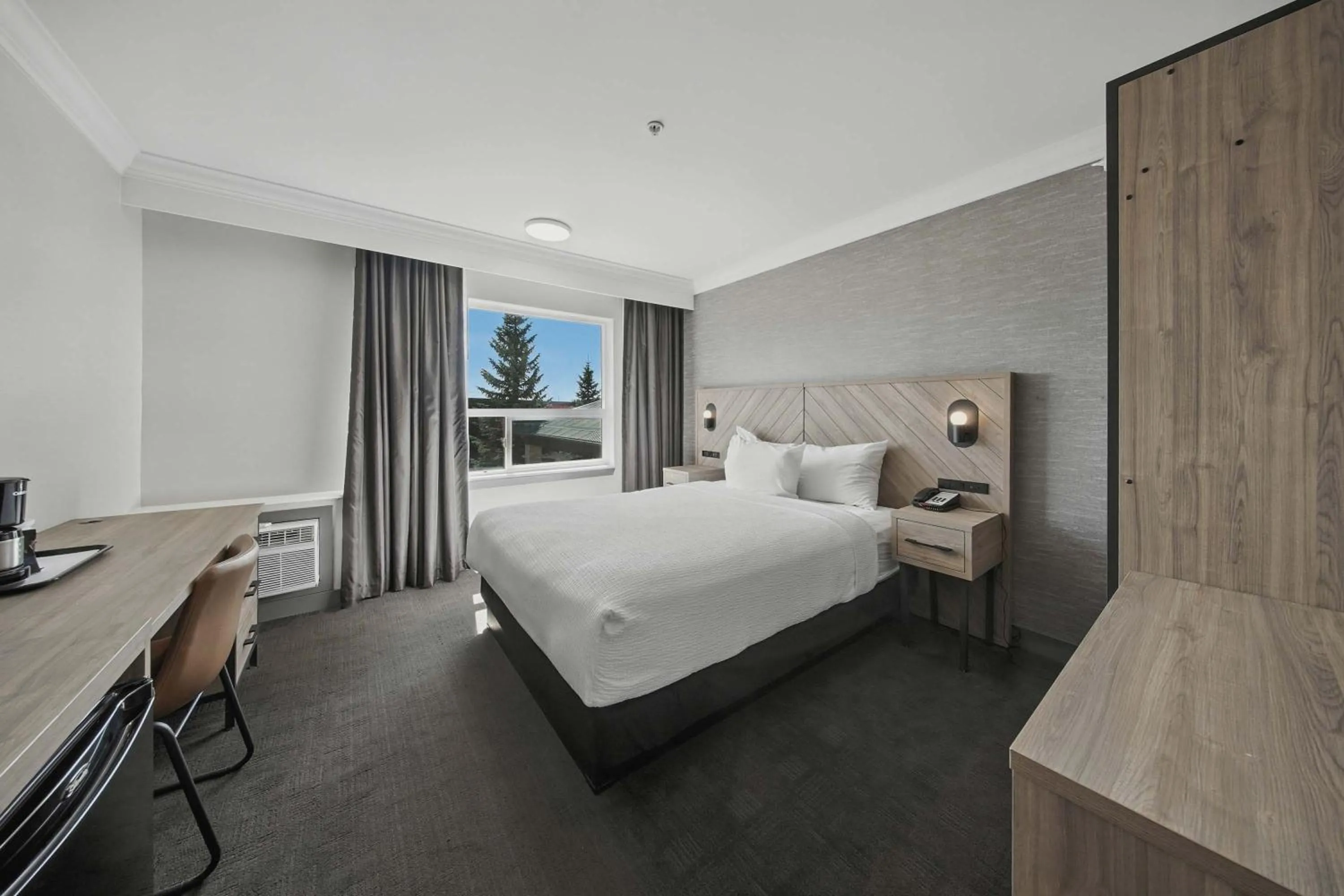 Standard Room, 1 Queen Bed in Sandman Hotel Red Deer