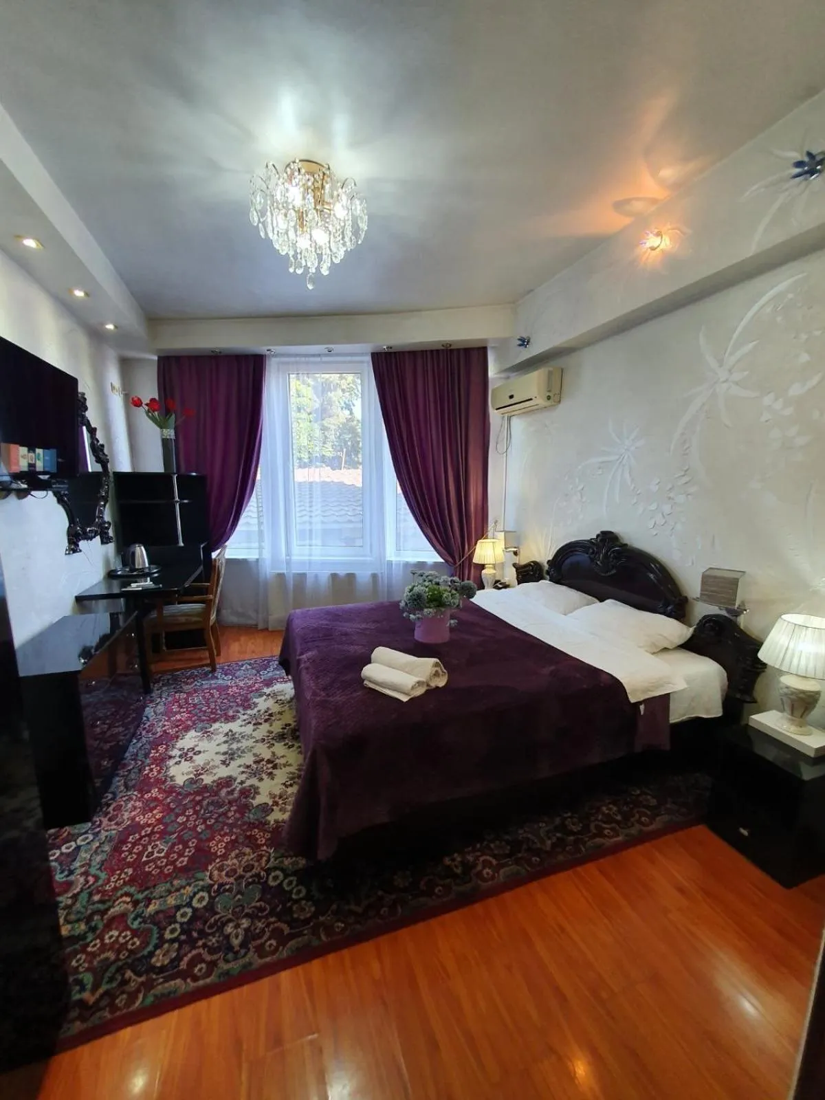 Standard Double Room in Bella Donna Hotel