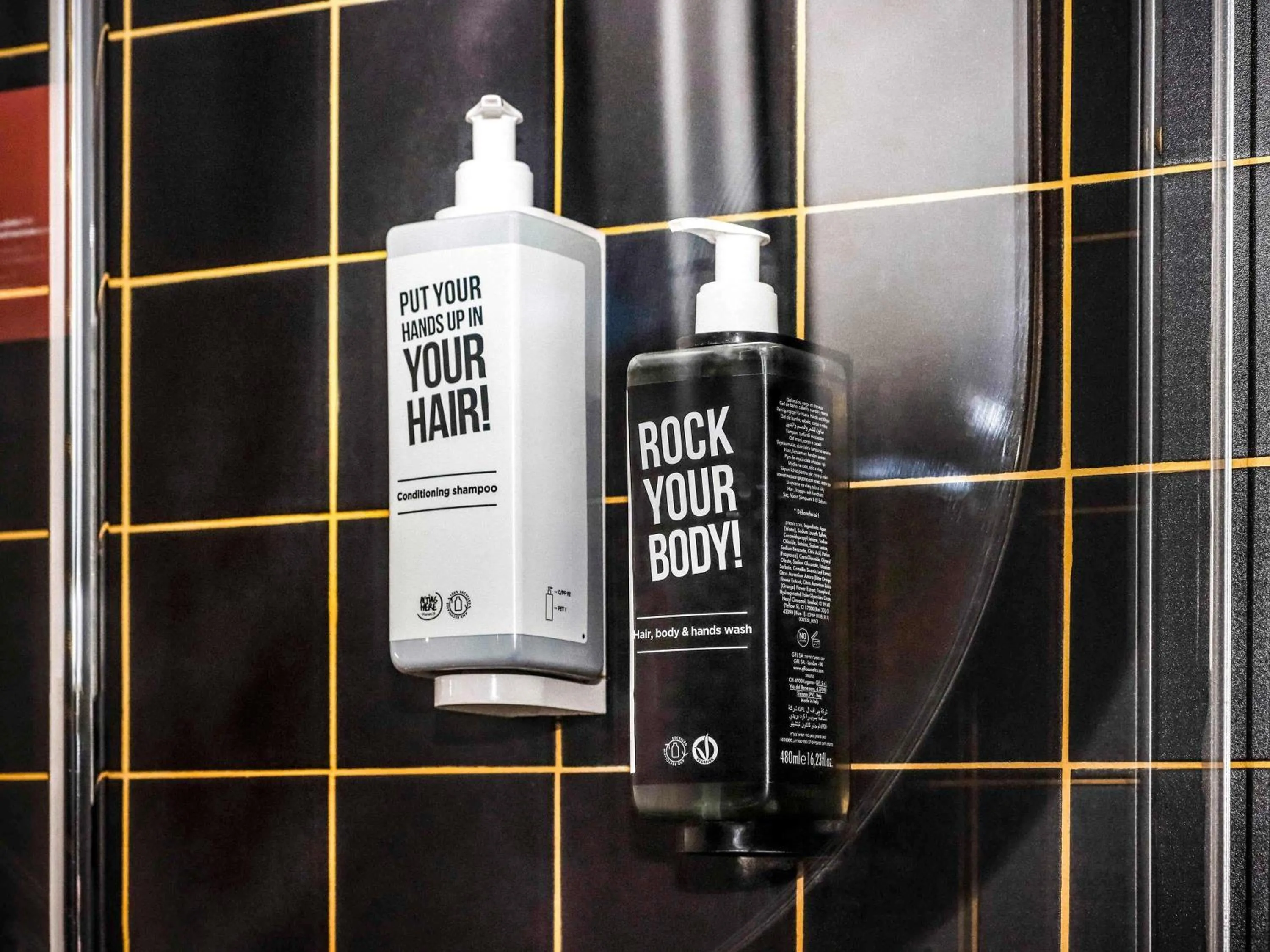 Standard Twin Room in ibis Almaty Jetisu