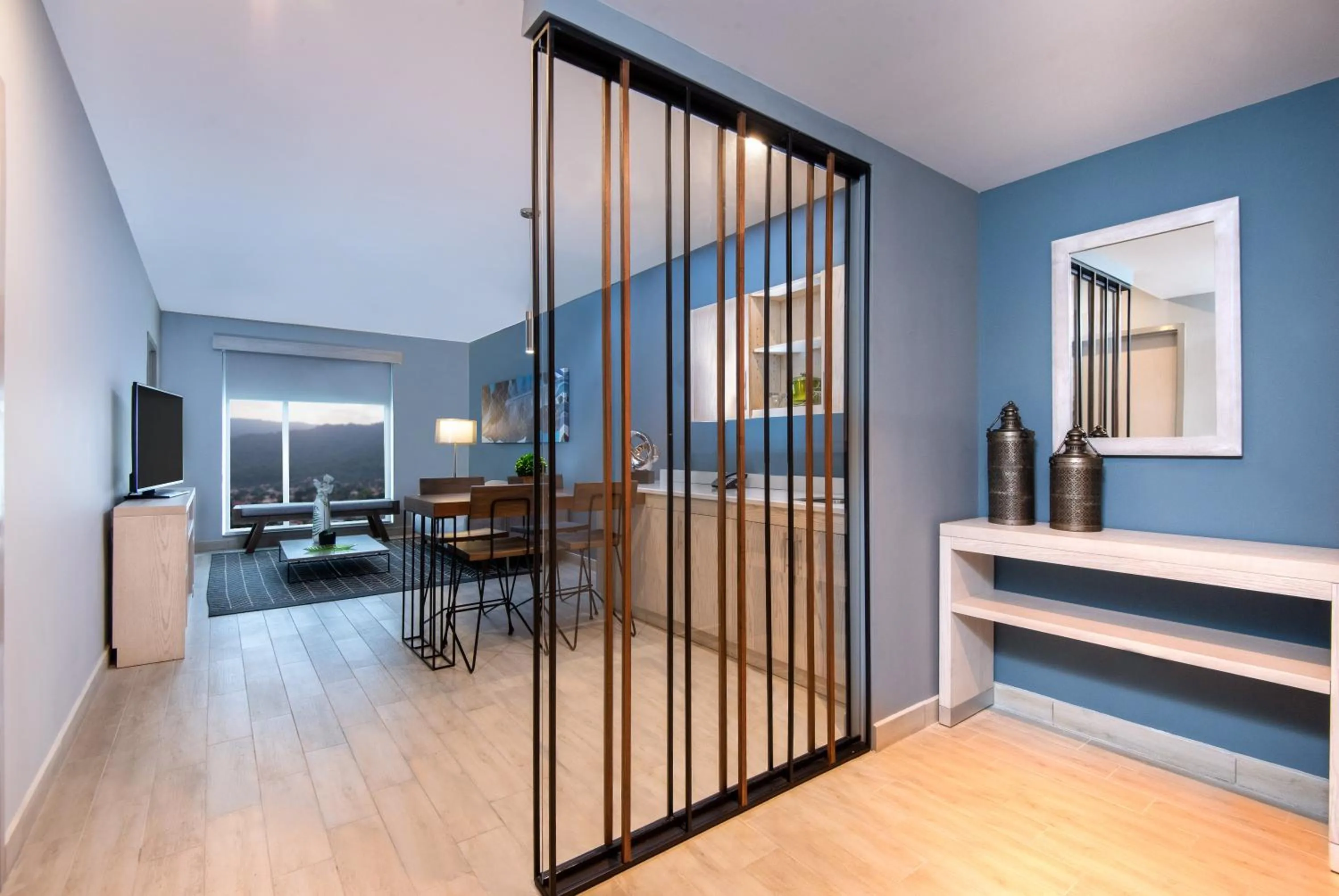 King Suite in Hyatt Place San Pedro