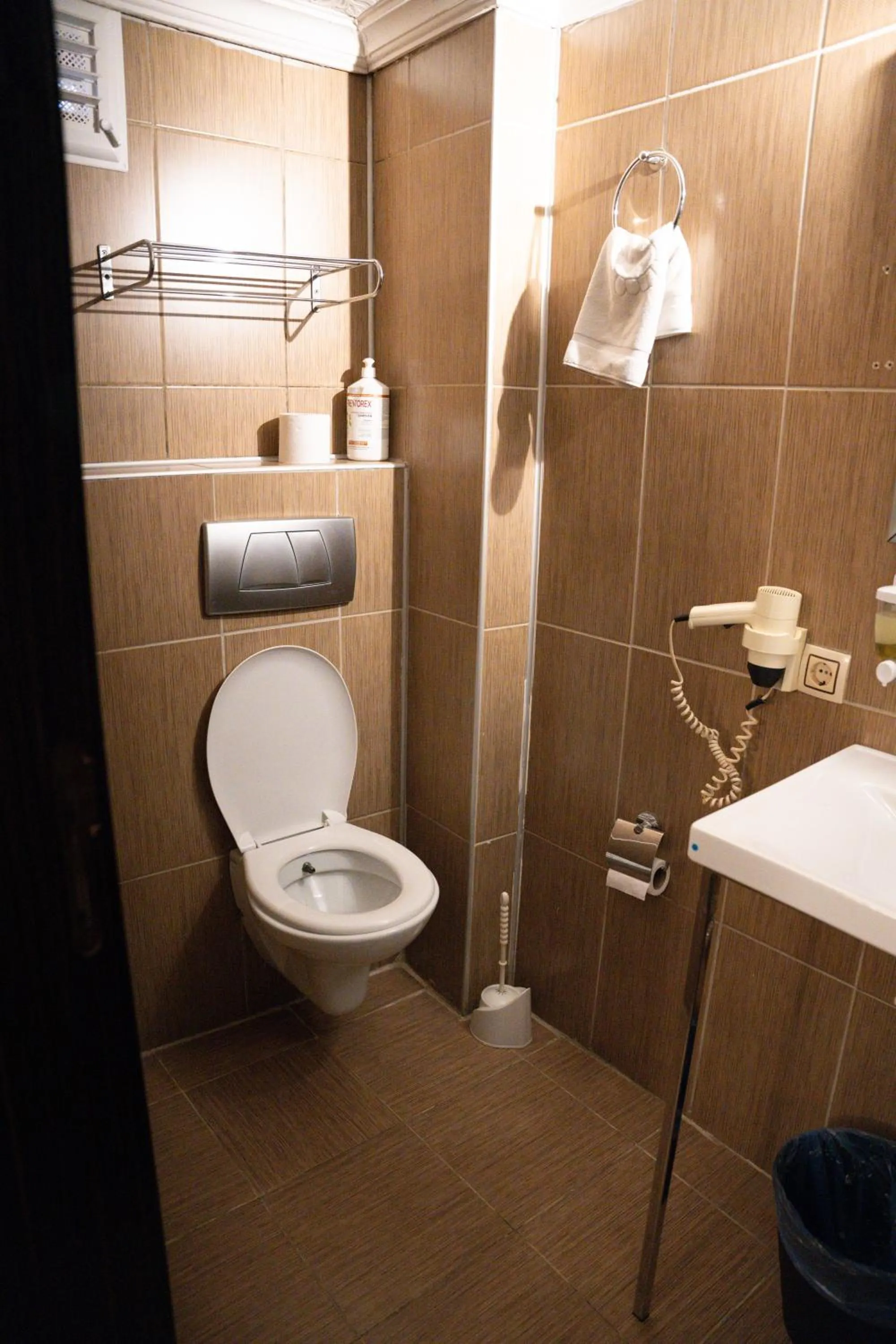 Budget Twin Room in Pearl Hotel İstanbul