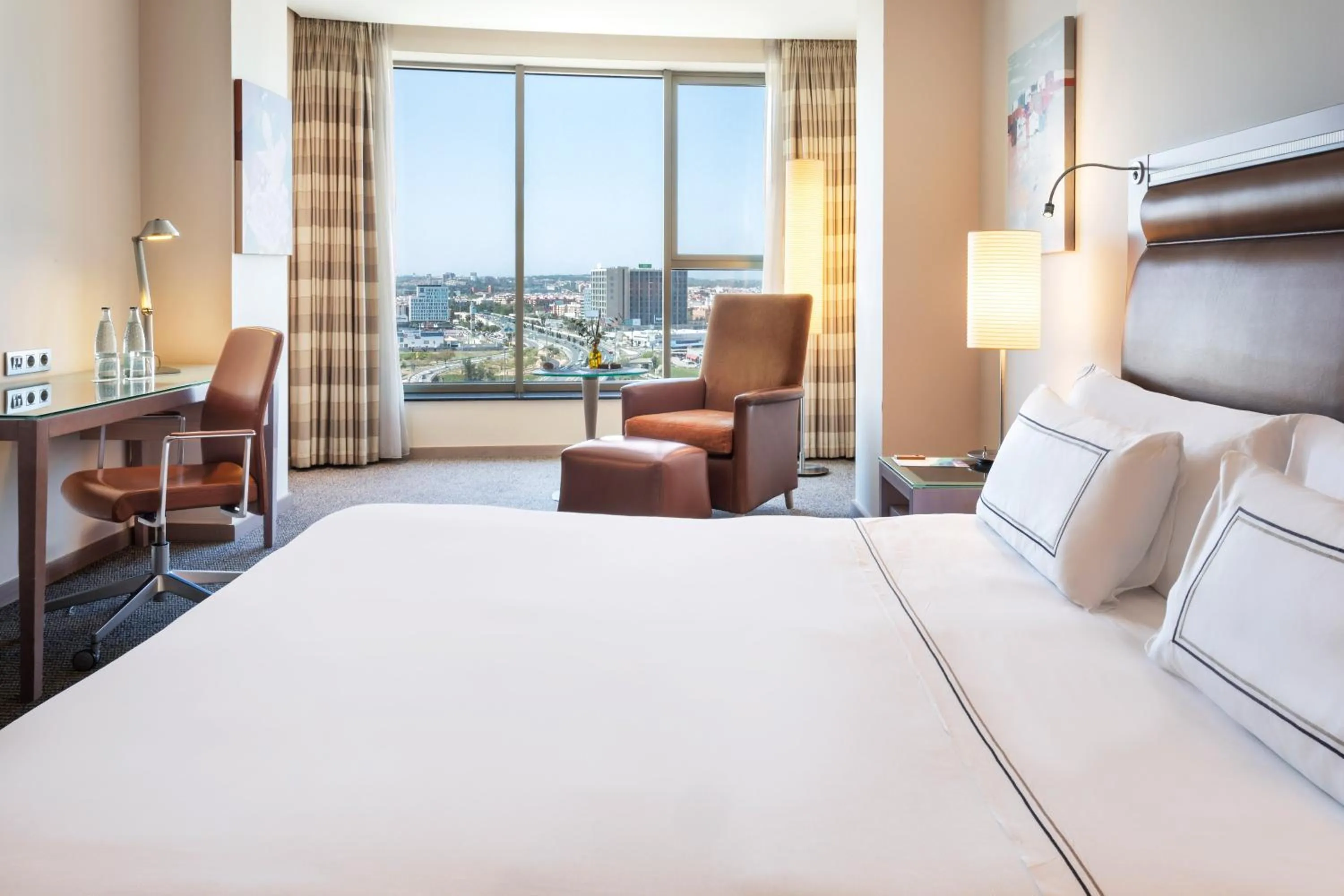 Melia Room King Bed with Views in Melia Valencia