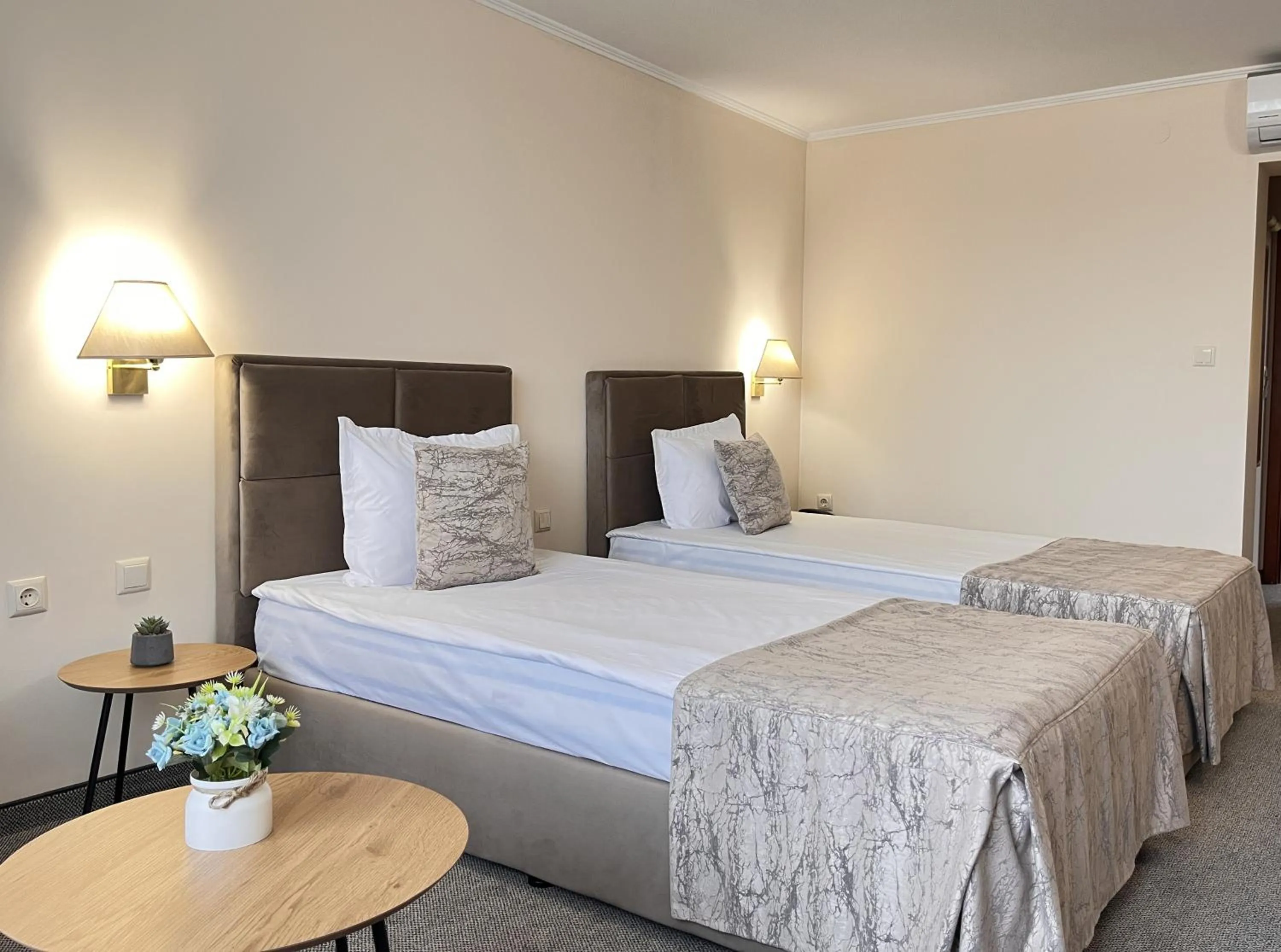 Deluxe Room in Hotel Orbita