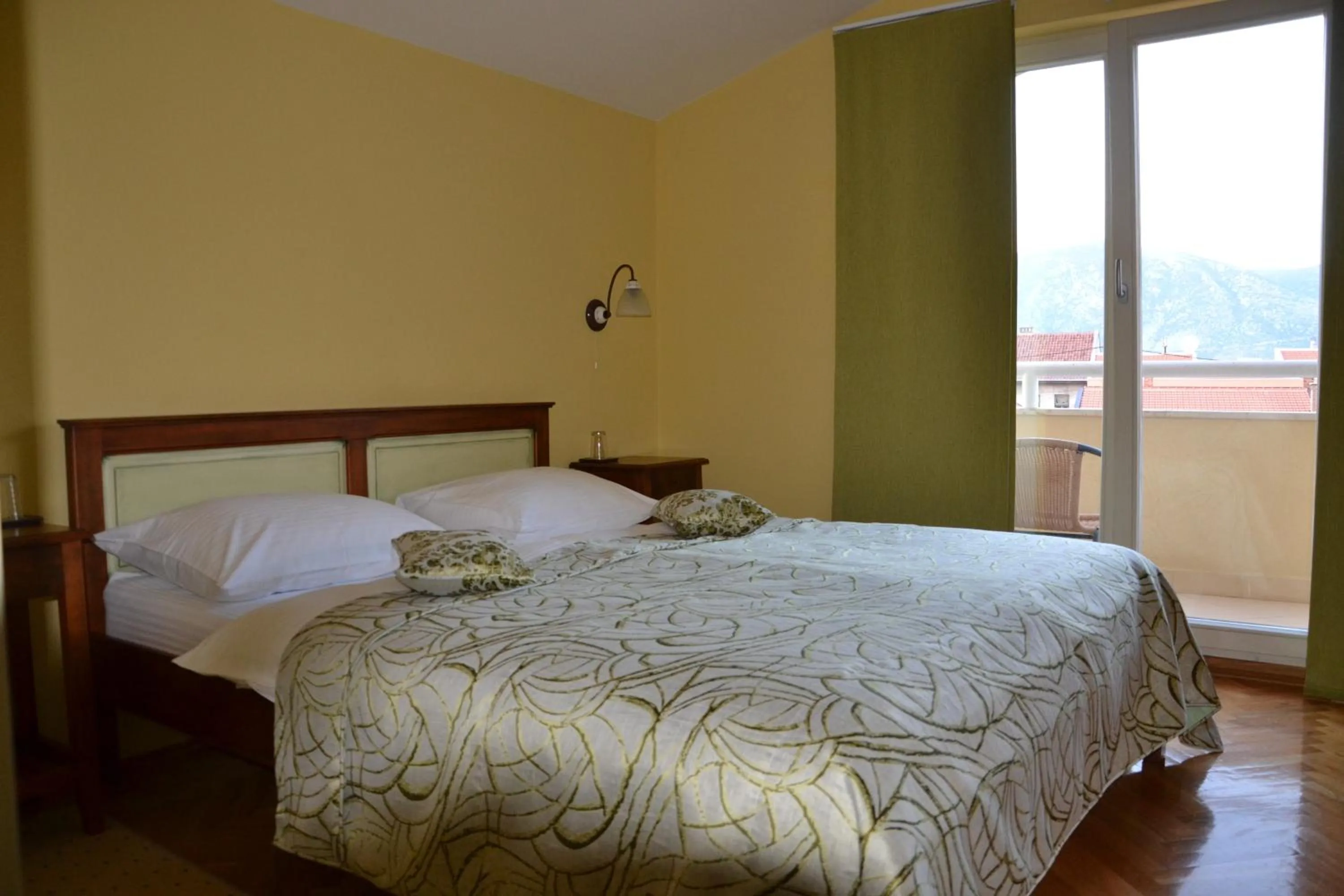 One-Bedroom Apartment (2 - 4 Adults) in Villa Fortuna