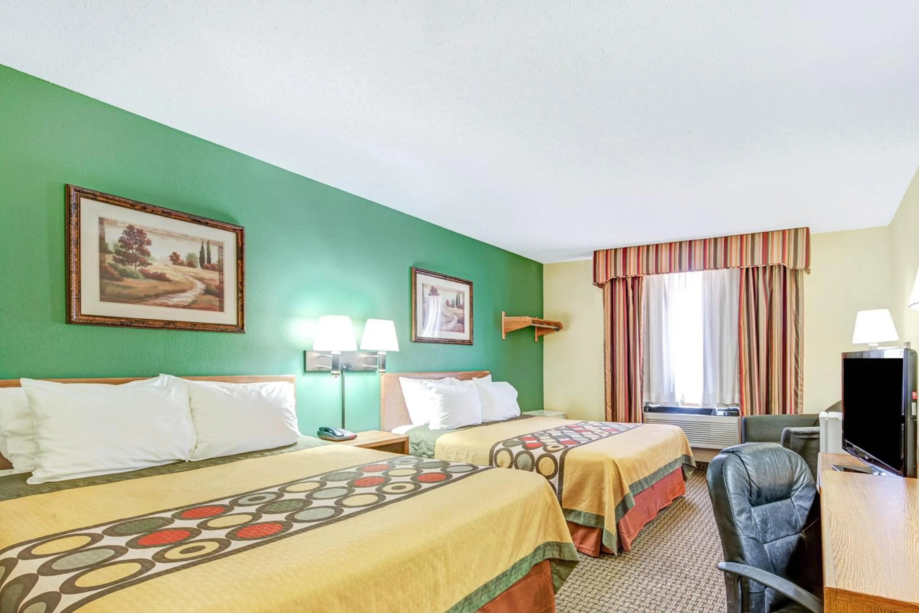 Queen Room with Two Queen Beds - Non-Smoking in Super 8 by Wyndham McKinney/Plano Area