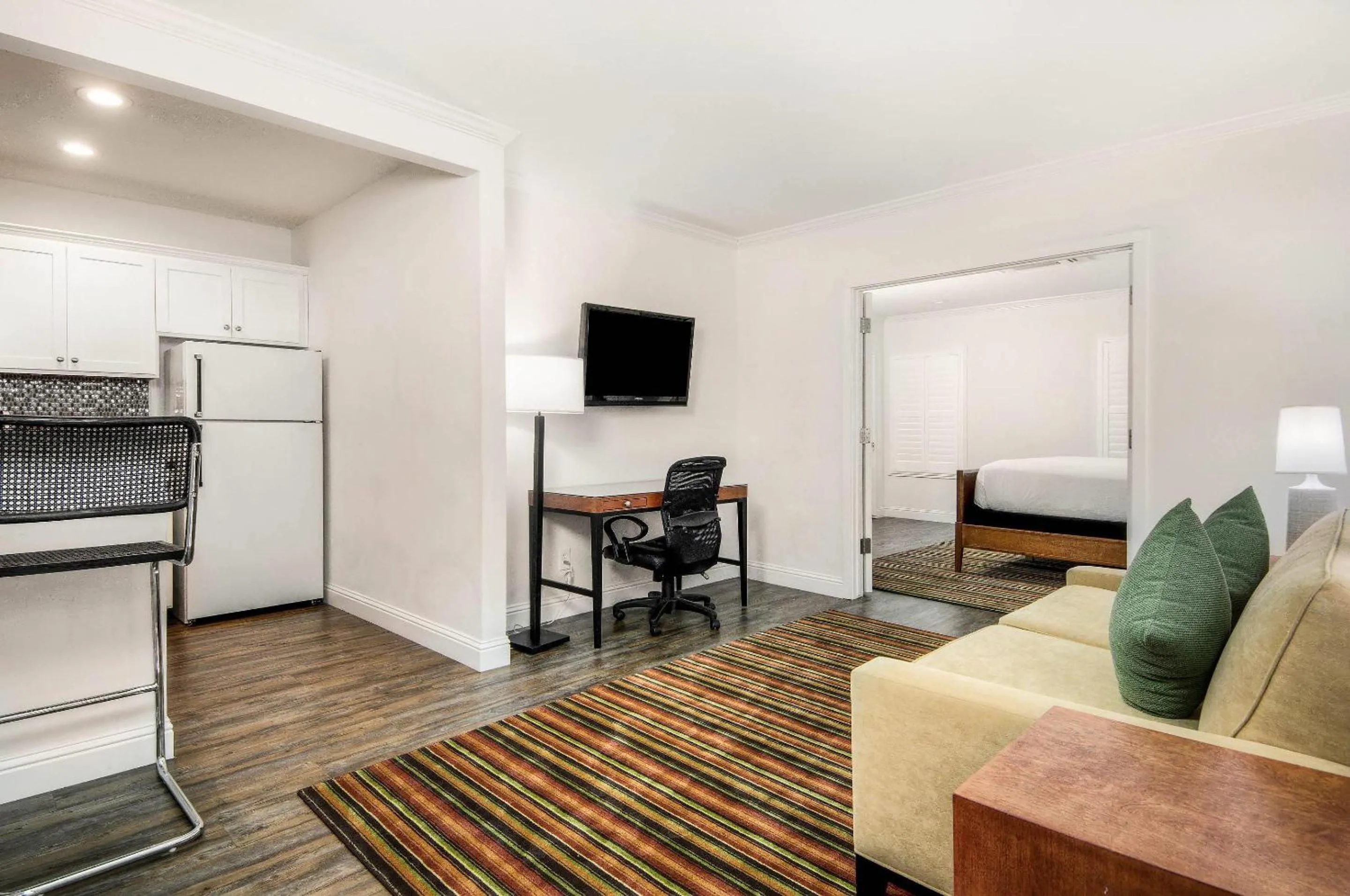 Efficiency King Suite - Non-Smoking in Aggie Inn, an Ascend Collection Hotel