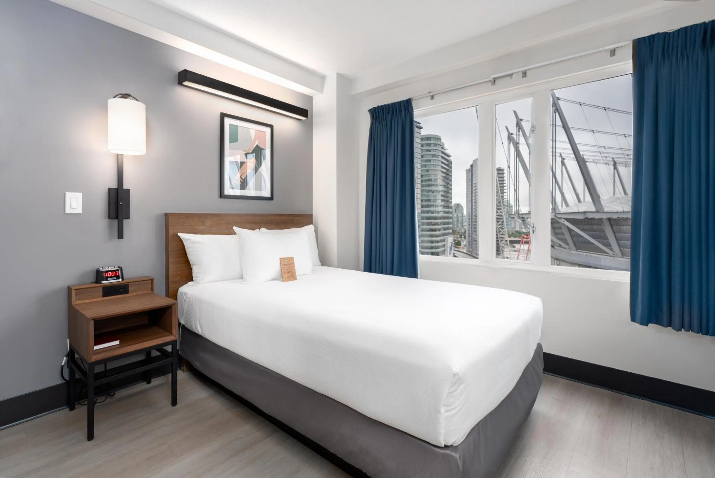 Double Room with Private Bathroom in YWCA Hotel Vancouver