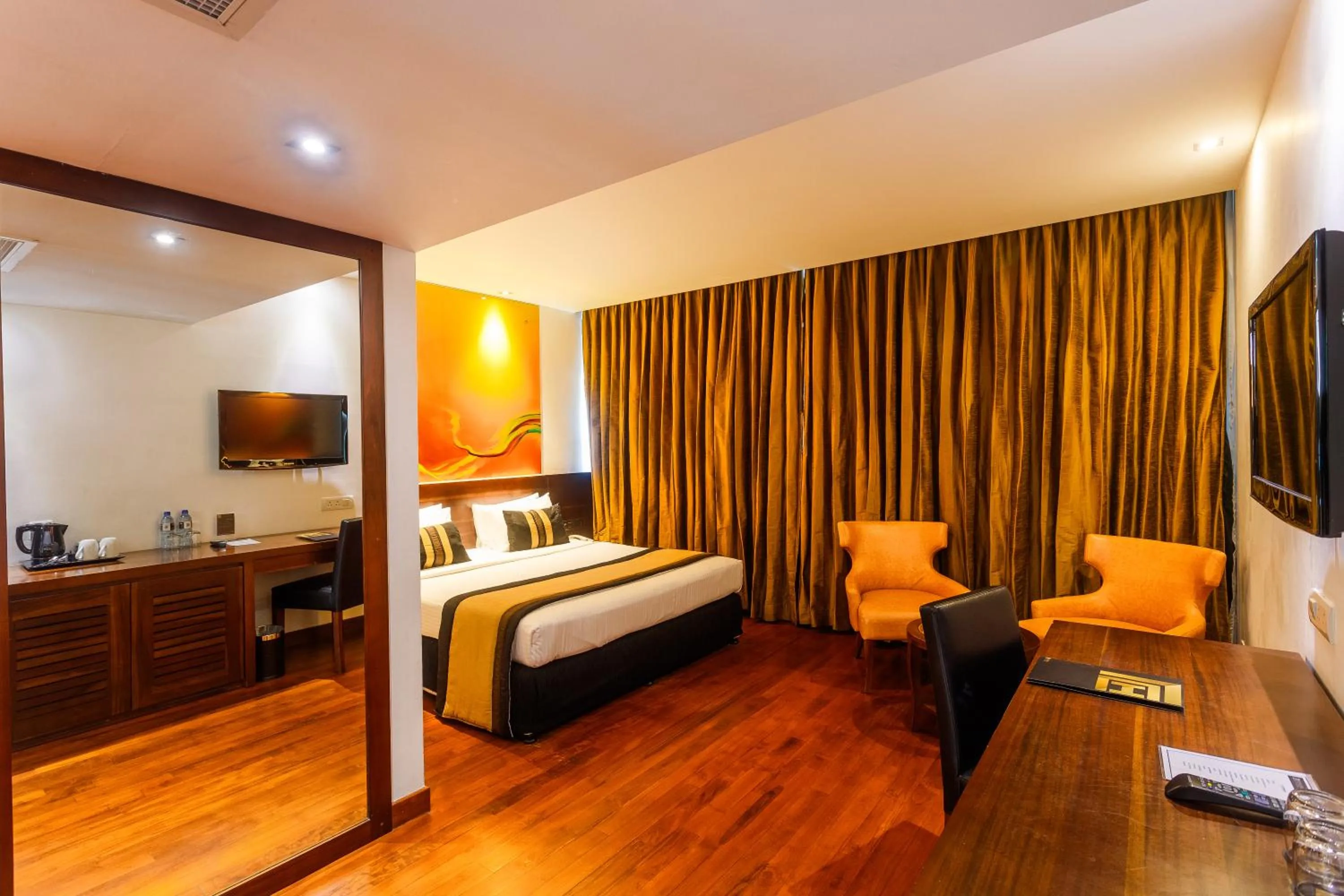 Super Deluxe Double or Twin Room  with free late check-out until 4.00 pm and early check in from 10.00 am in Renuka City Hotel
