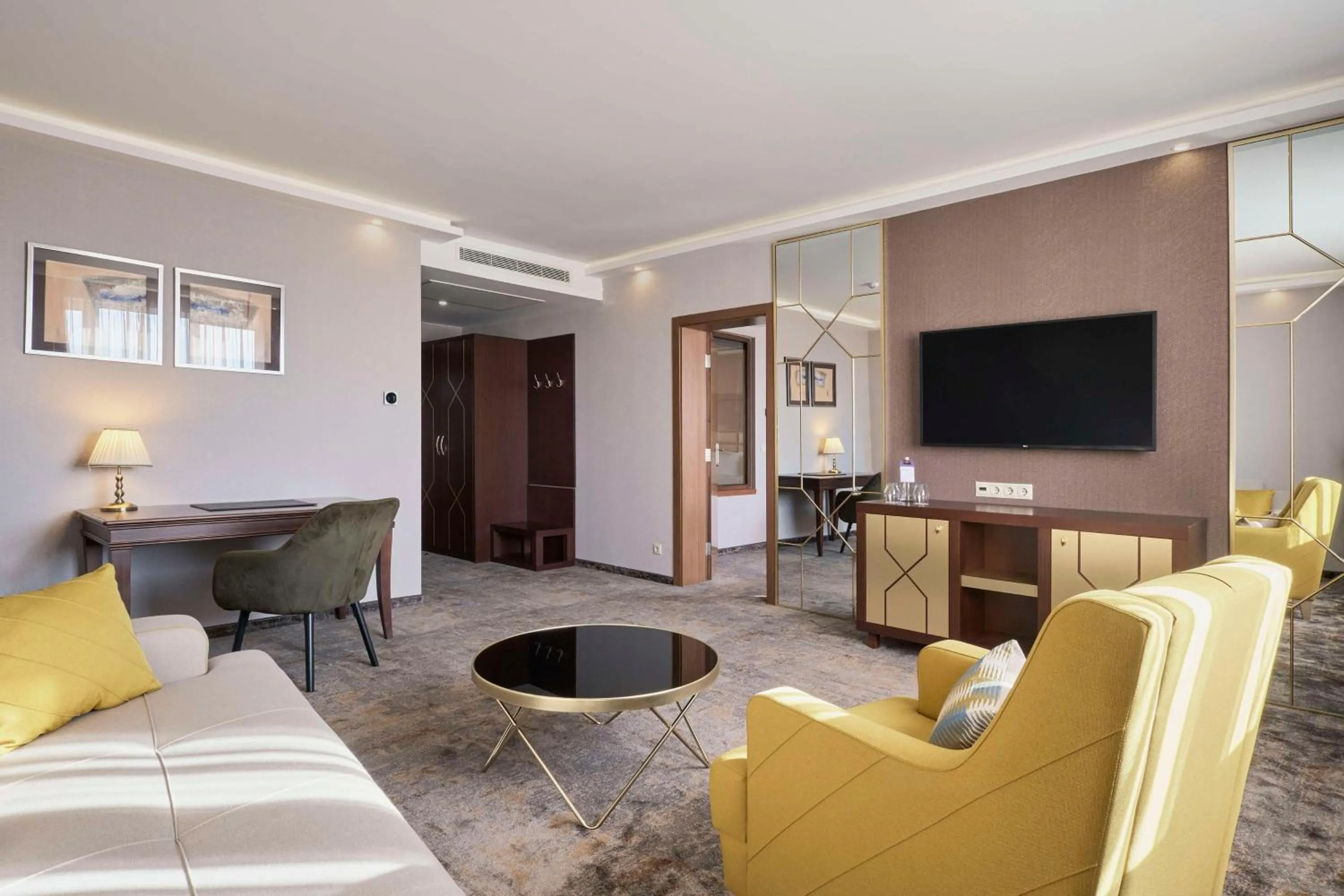 Suite with City View in Radisson Hotel Plovdiv