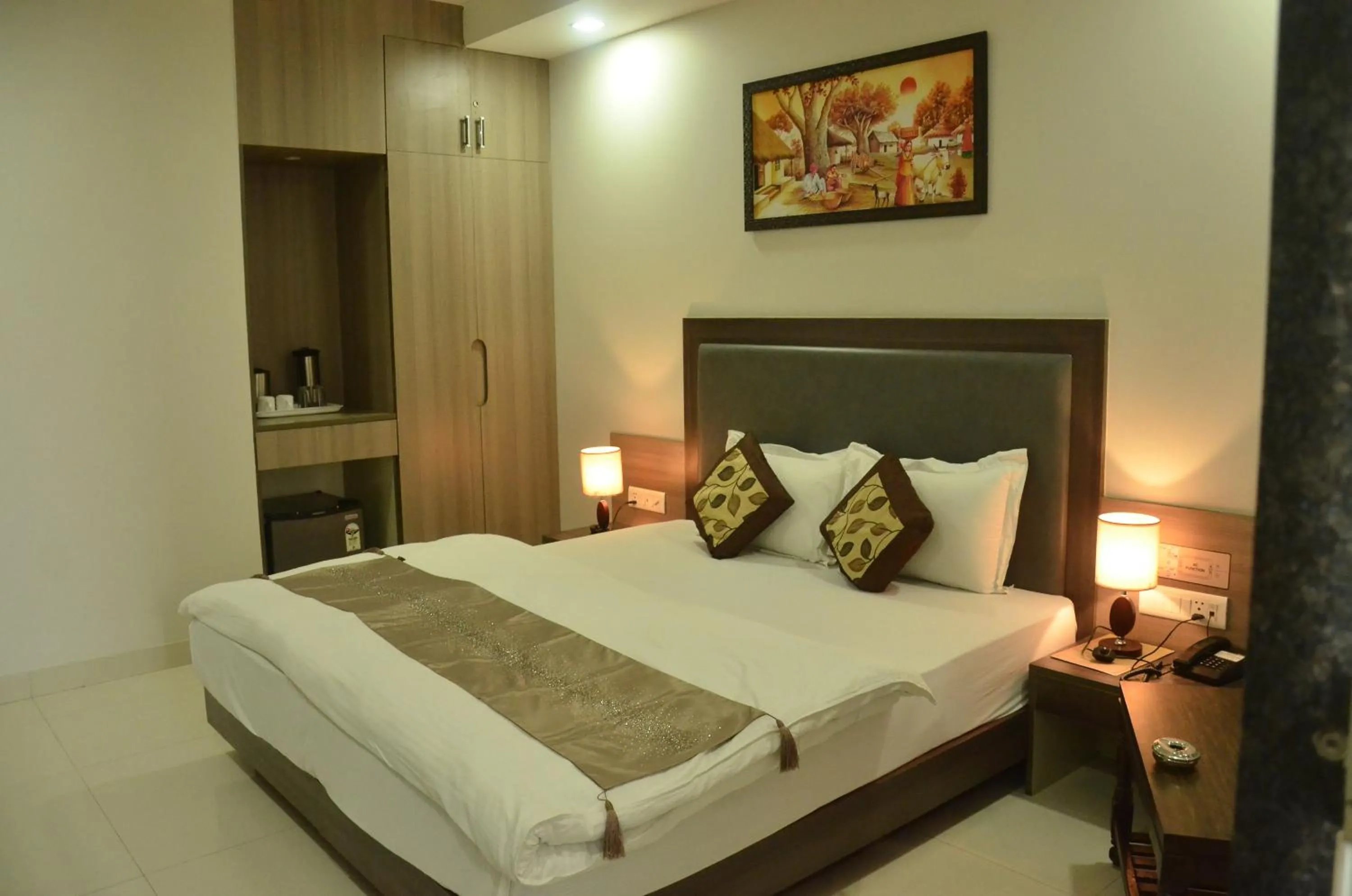 Deluxe Room in Hotel Sopan Heights