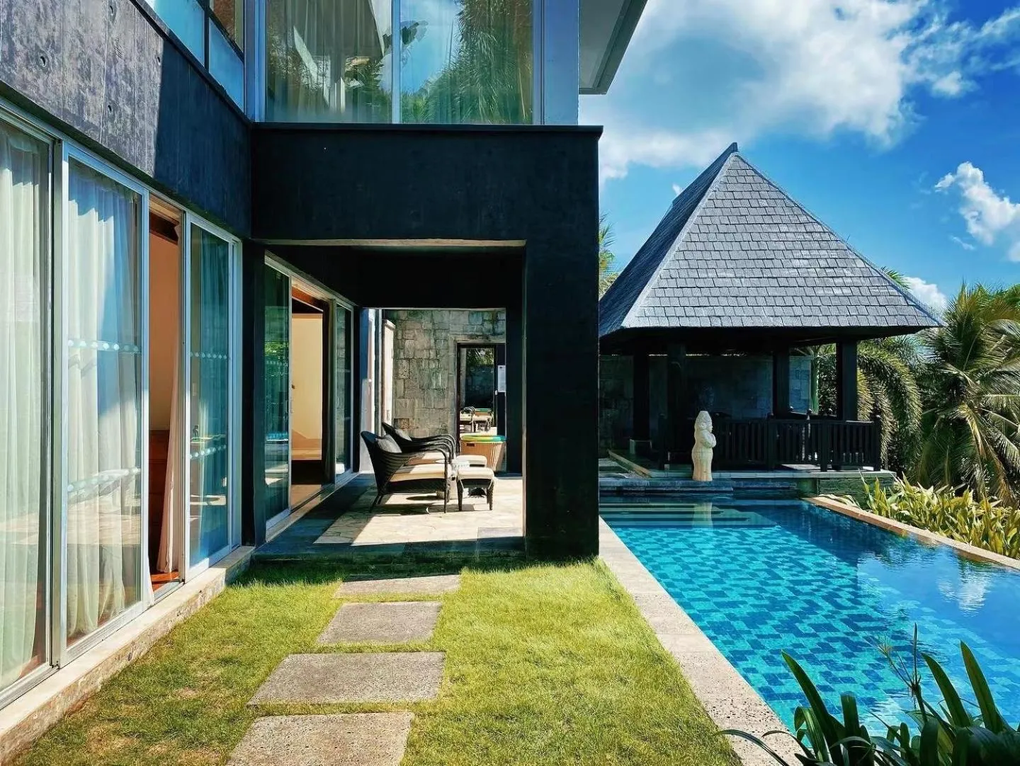 Ocean View Pool Villa in Mandarin Oriental, Sanya