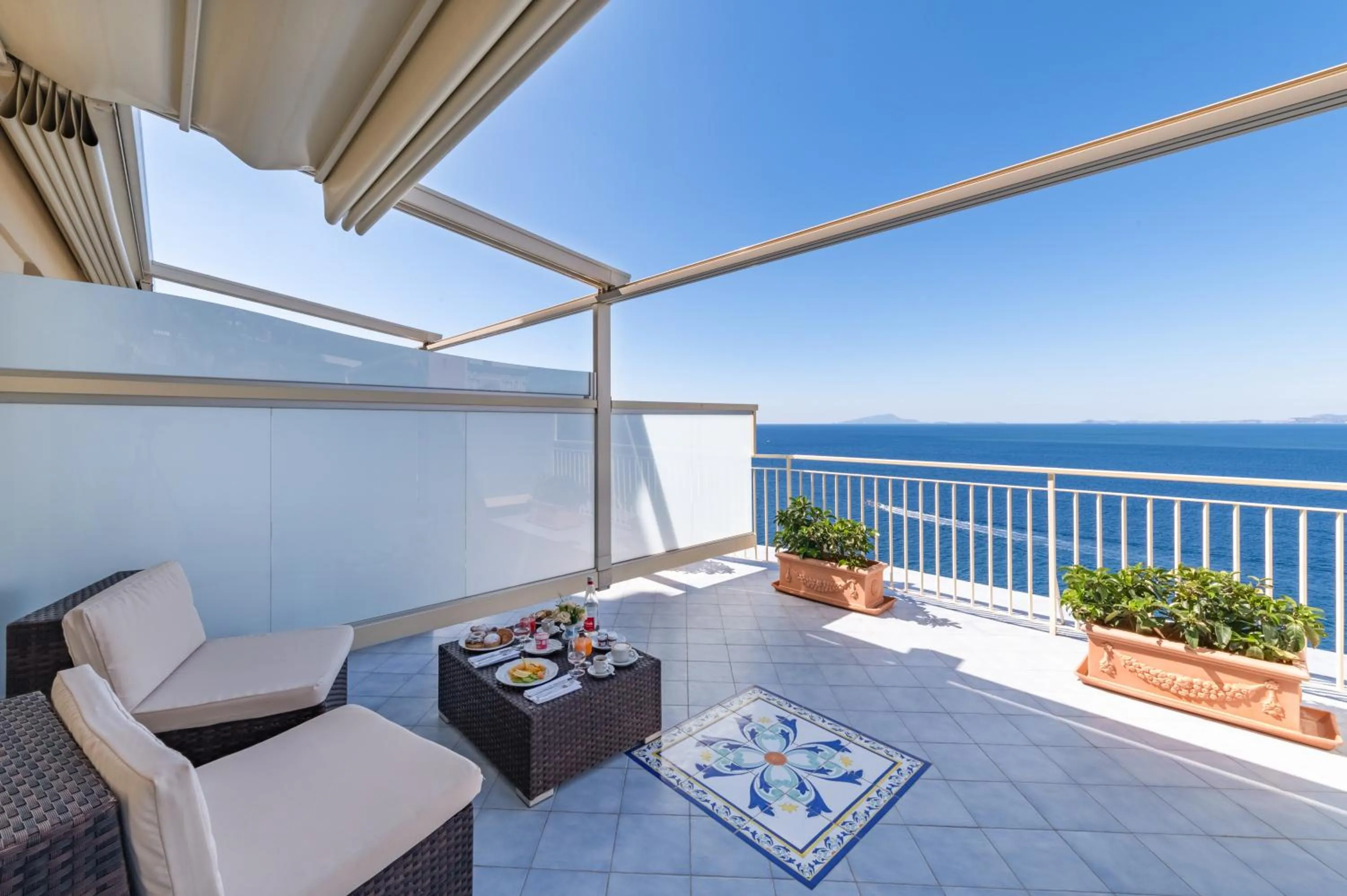 Double Room with Terrace and Sea View   in Hotel Sporting