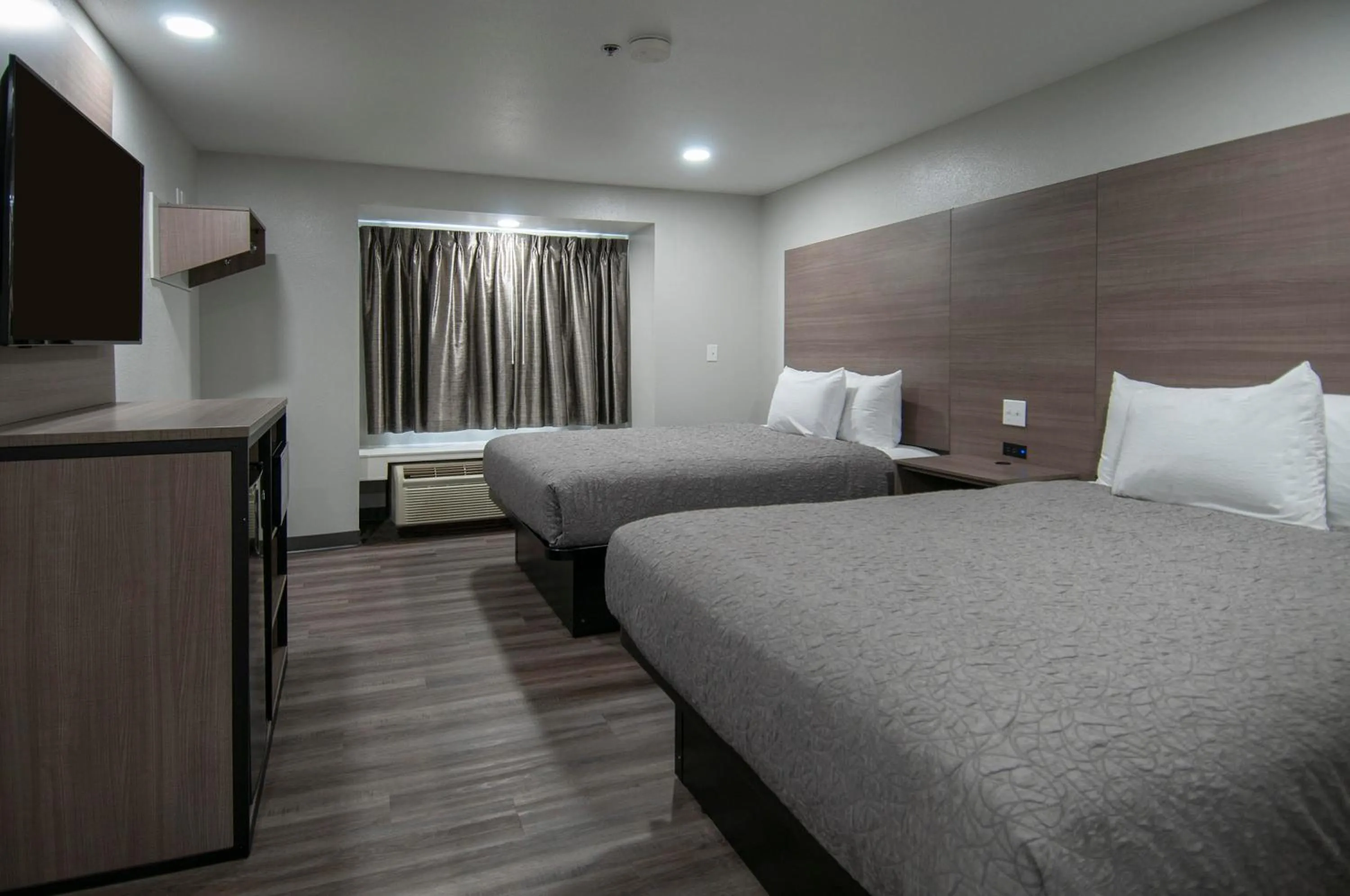 Deluxe Double Room in Americas Best Value Inn and Suites Lake Charles