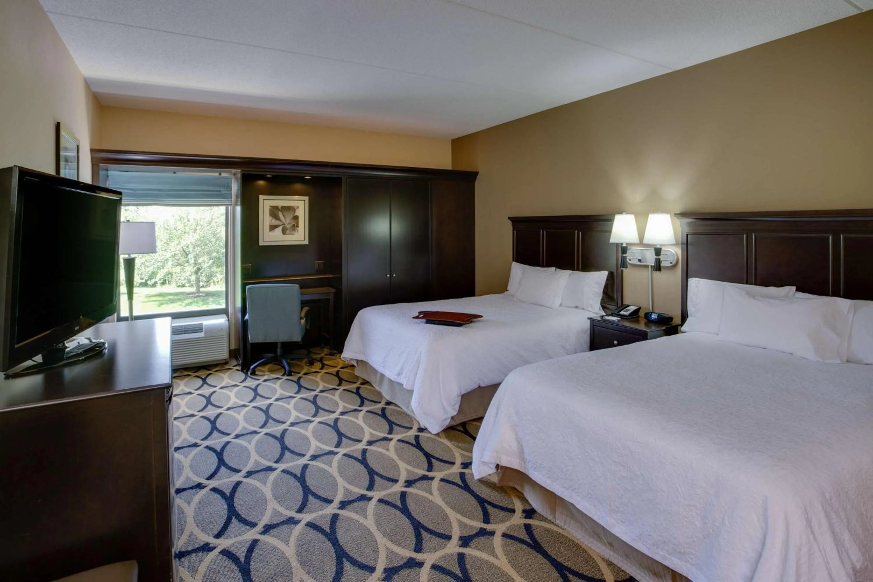 Room with Two Queen Beds - Non-Smoking in Hampton Inn Harrisburg/Grantville/Hershey