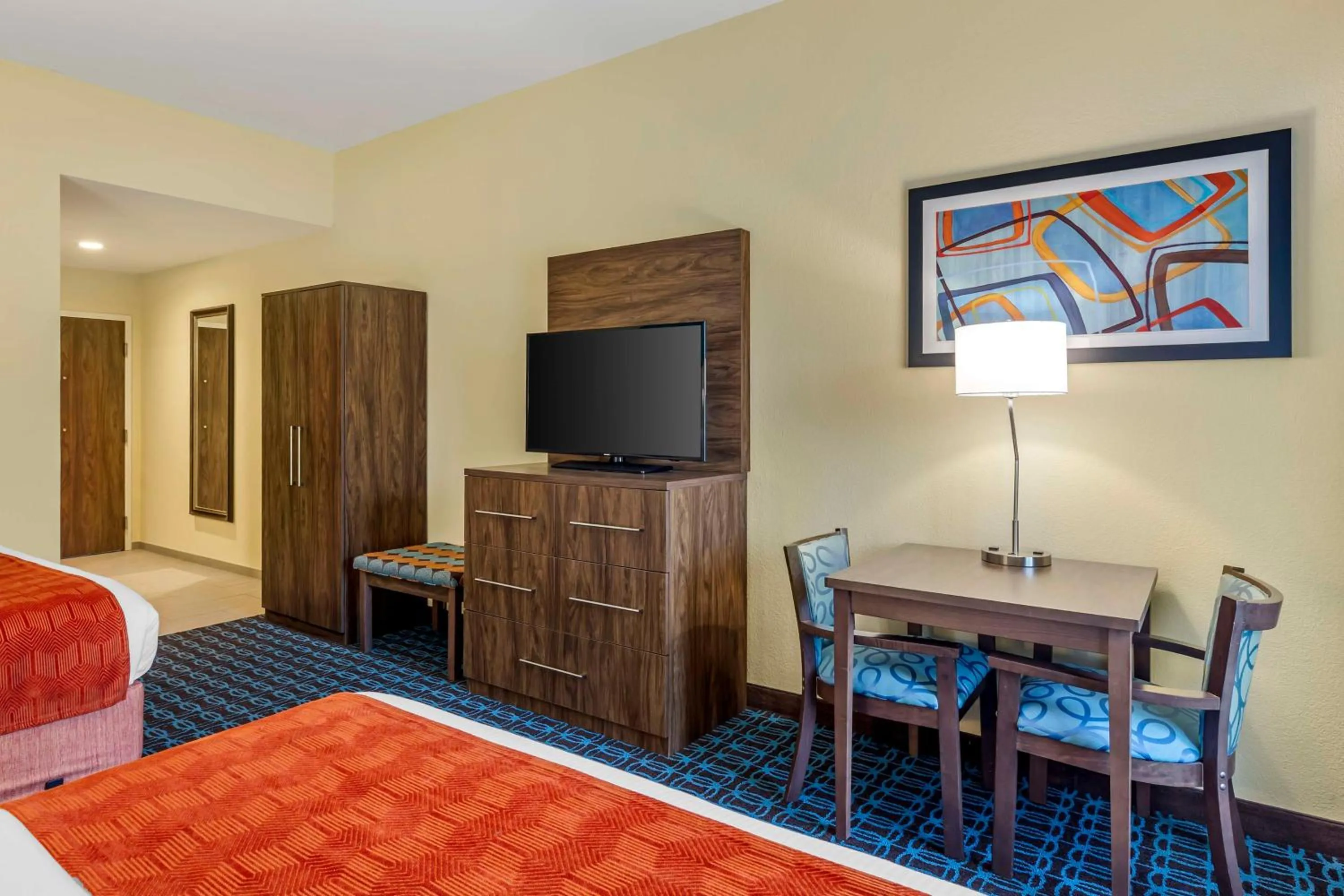 Queen Room with Two Queen Beds - Disability Access in Best Western Plus North Shore Hotel