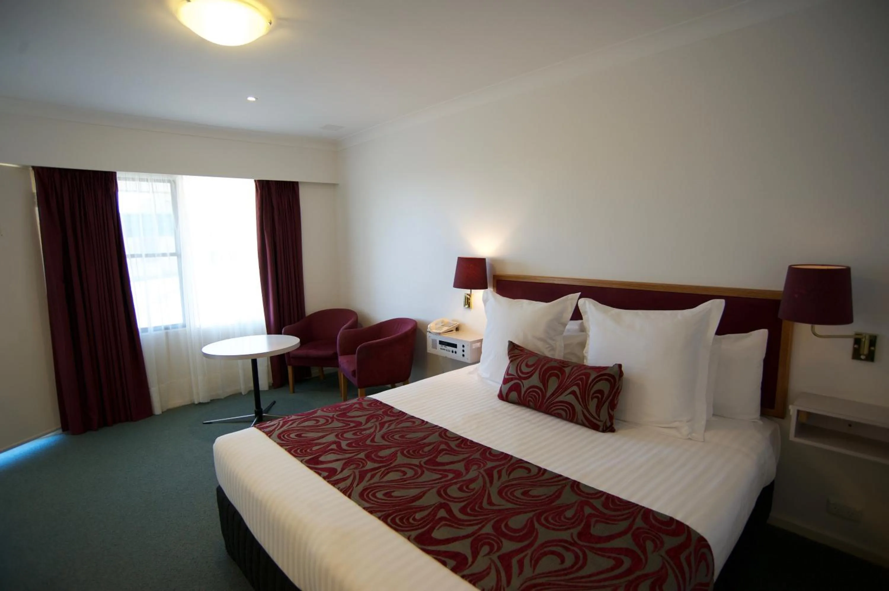Queen Room in SureStay Hotel by Best Western The Clarence on Melville