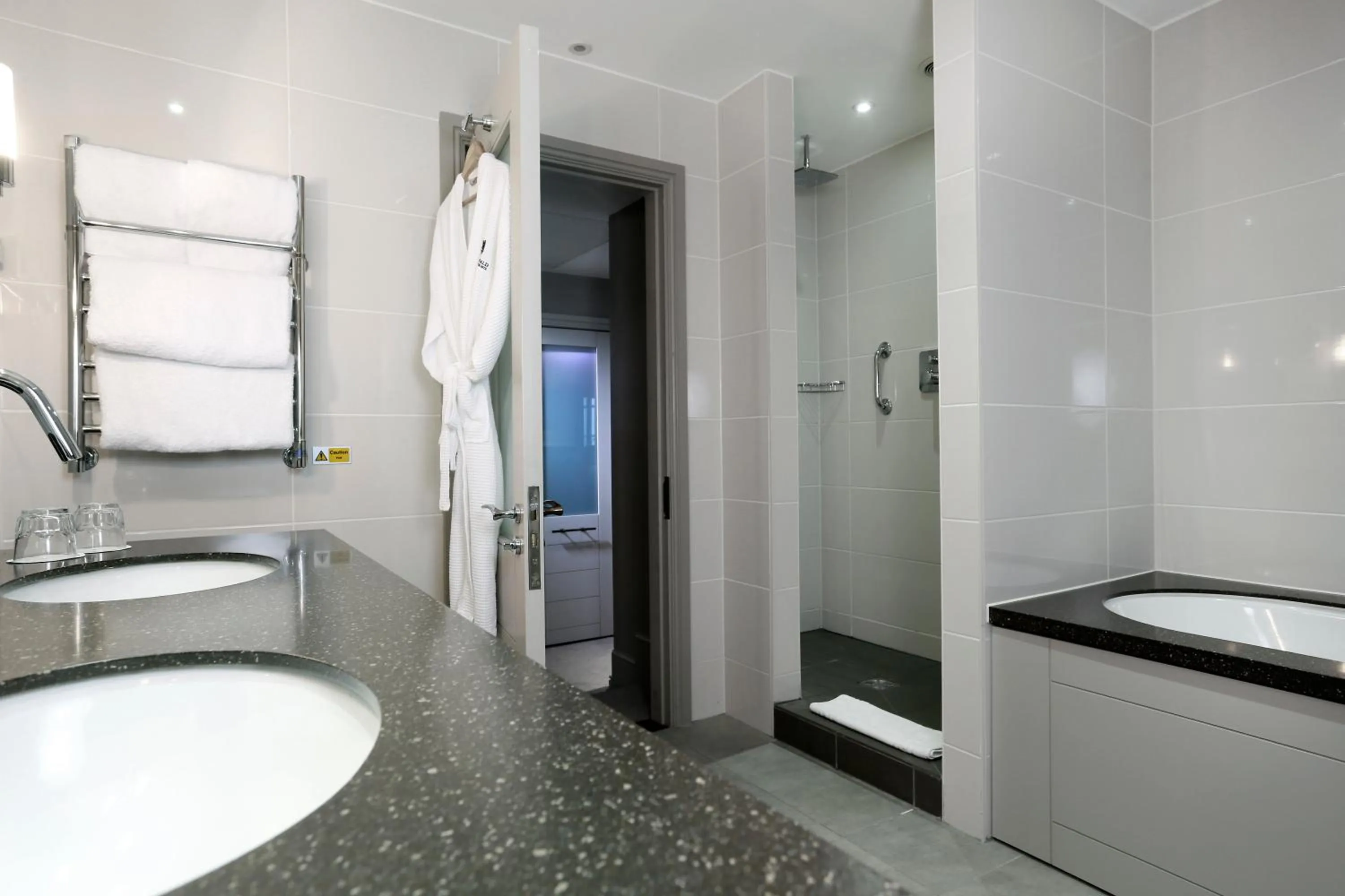 Standard Double Room in Macdonald Windsor