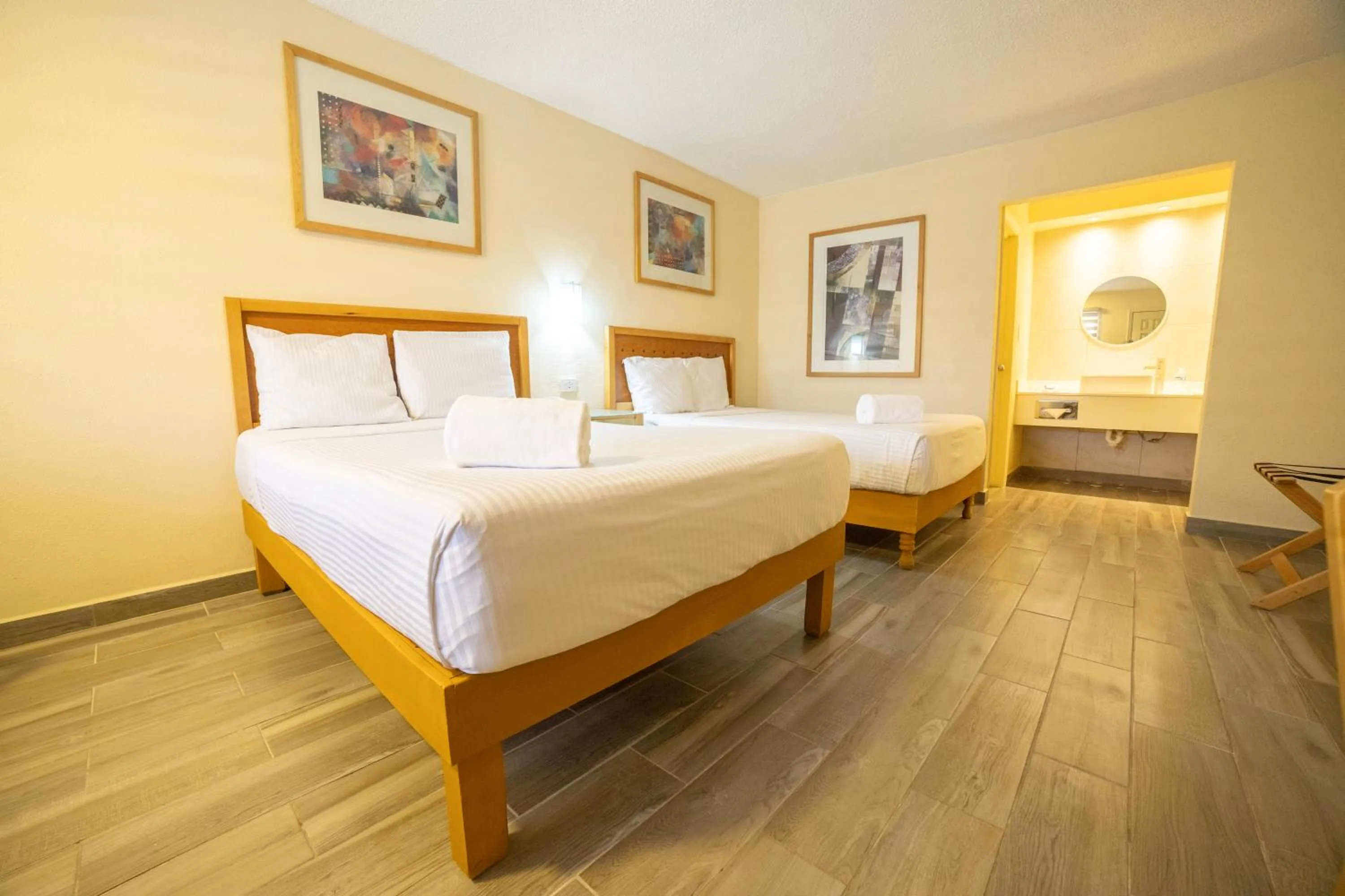 Double Room with Pool View in Hotel Colonial Ciudad Juarez