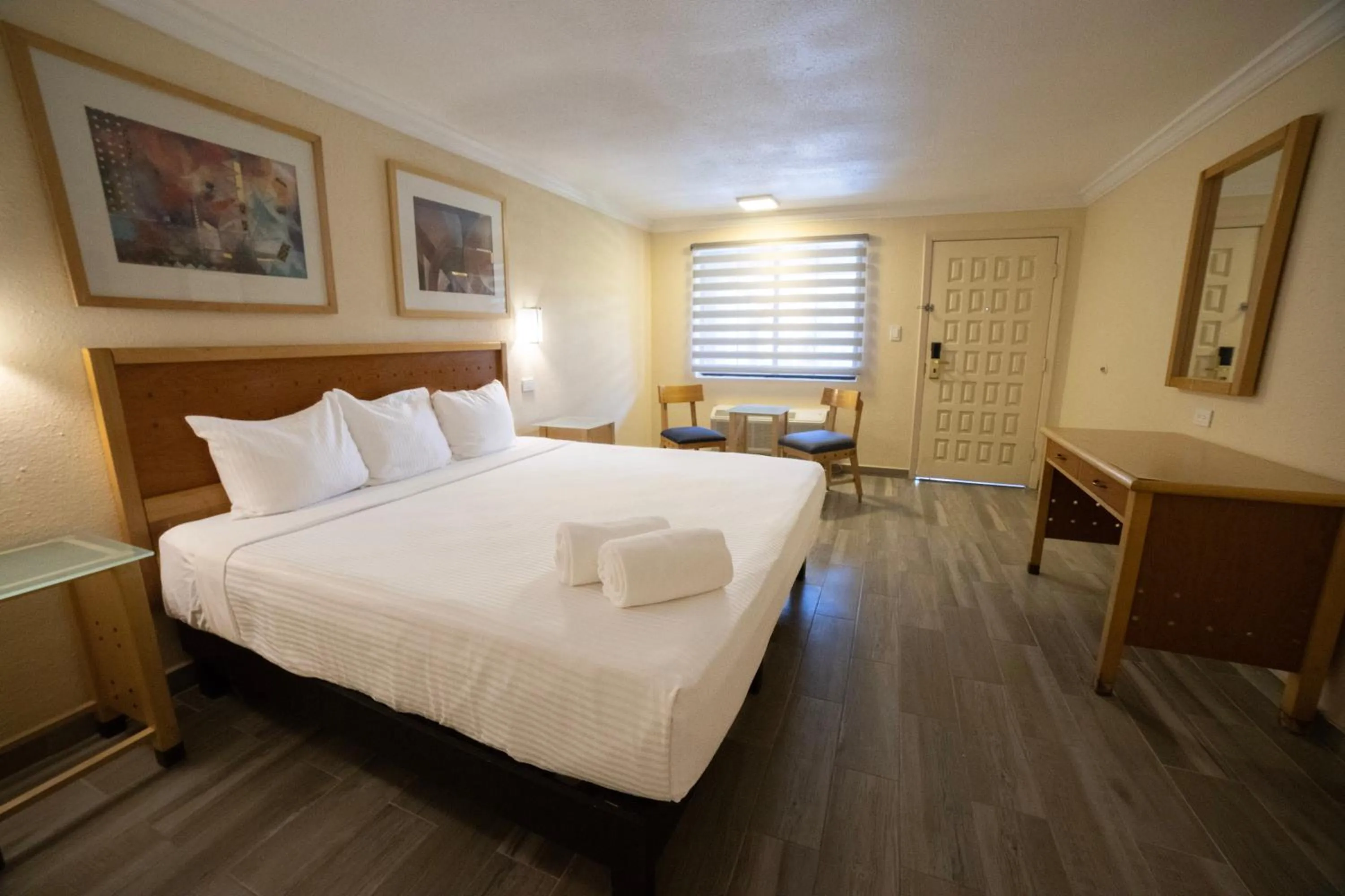 King Room with Garden View in Hotel Colonial Ciudad Juarez