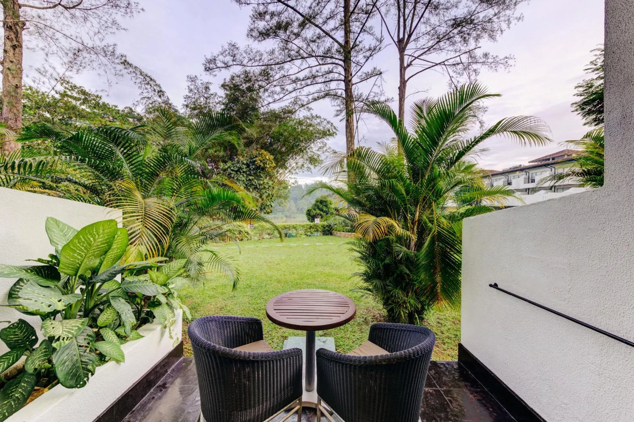 Superior King Garden View - single occupancy - 10% discount on Boat rides & Archery, Early Check In & Late Check Out on Availability in Cinnamon Citadel Kandy