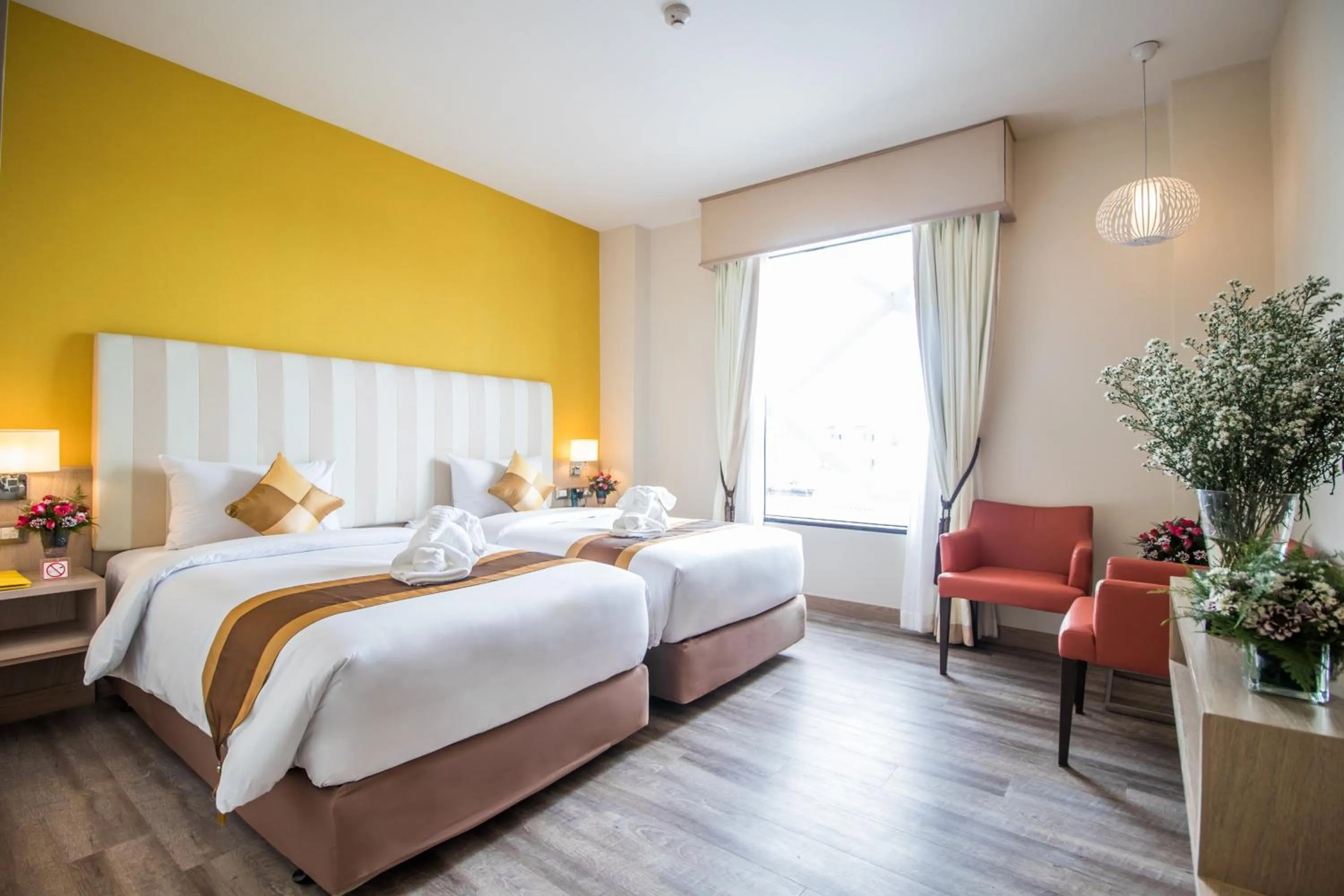 Deluxe Double Room in Bangkok Midtown Hotel