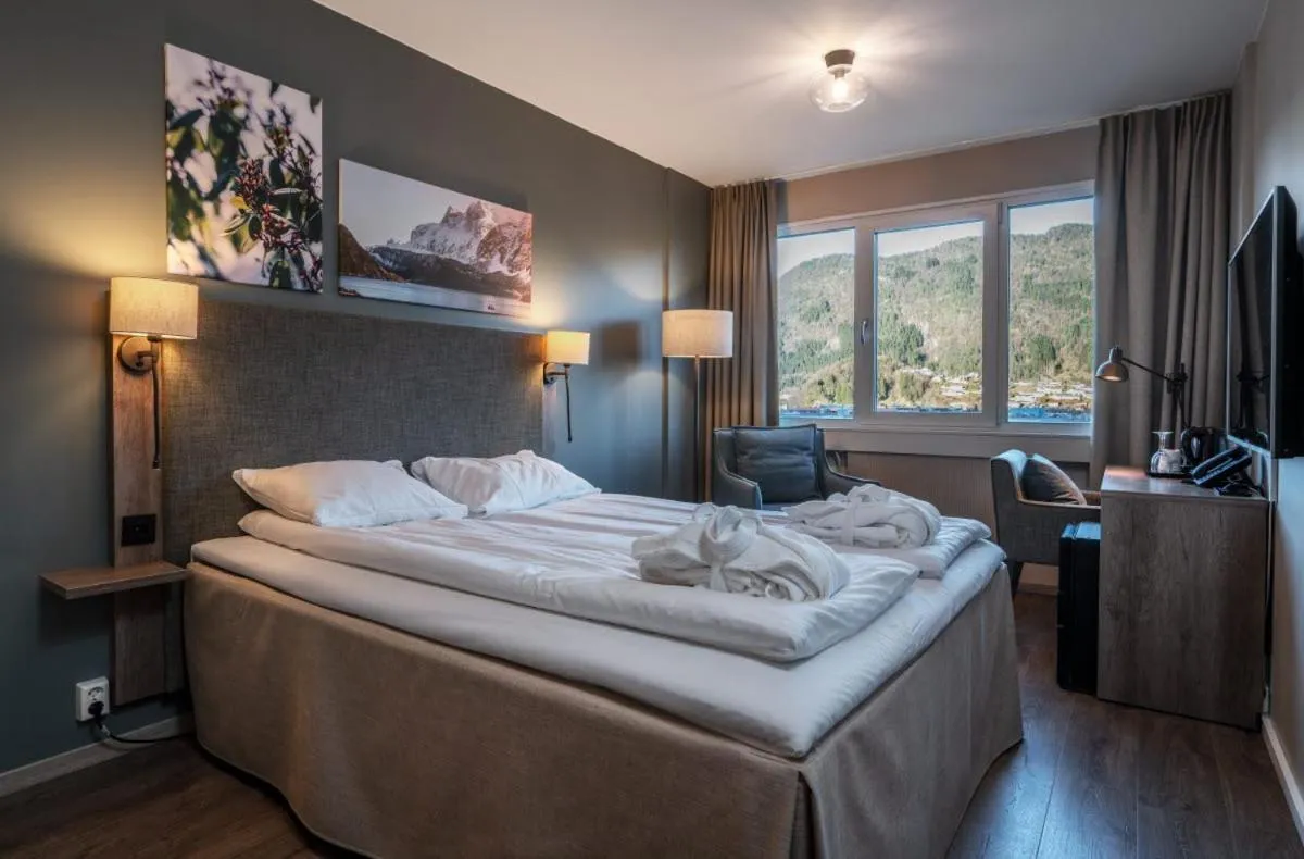Superior Double Room in Førde Hotel - Unike Hoteller