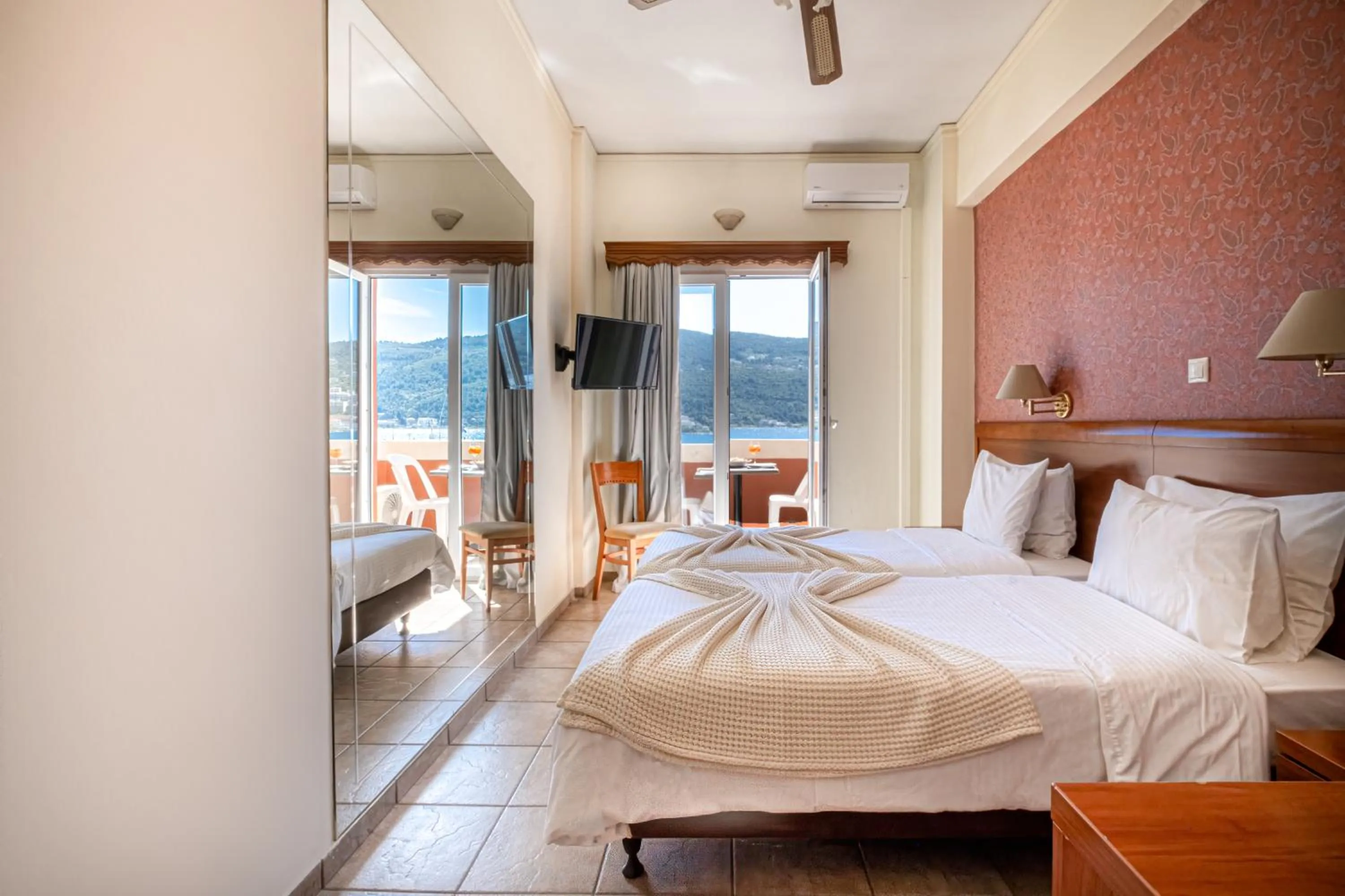 Comfort Room Sea view in Samos Hotel