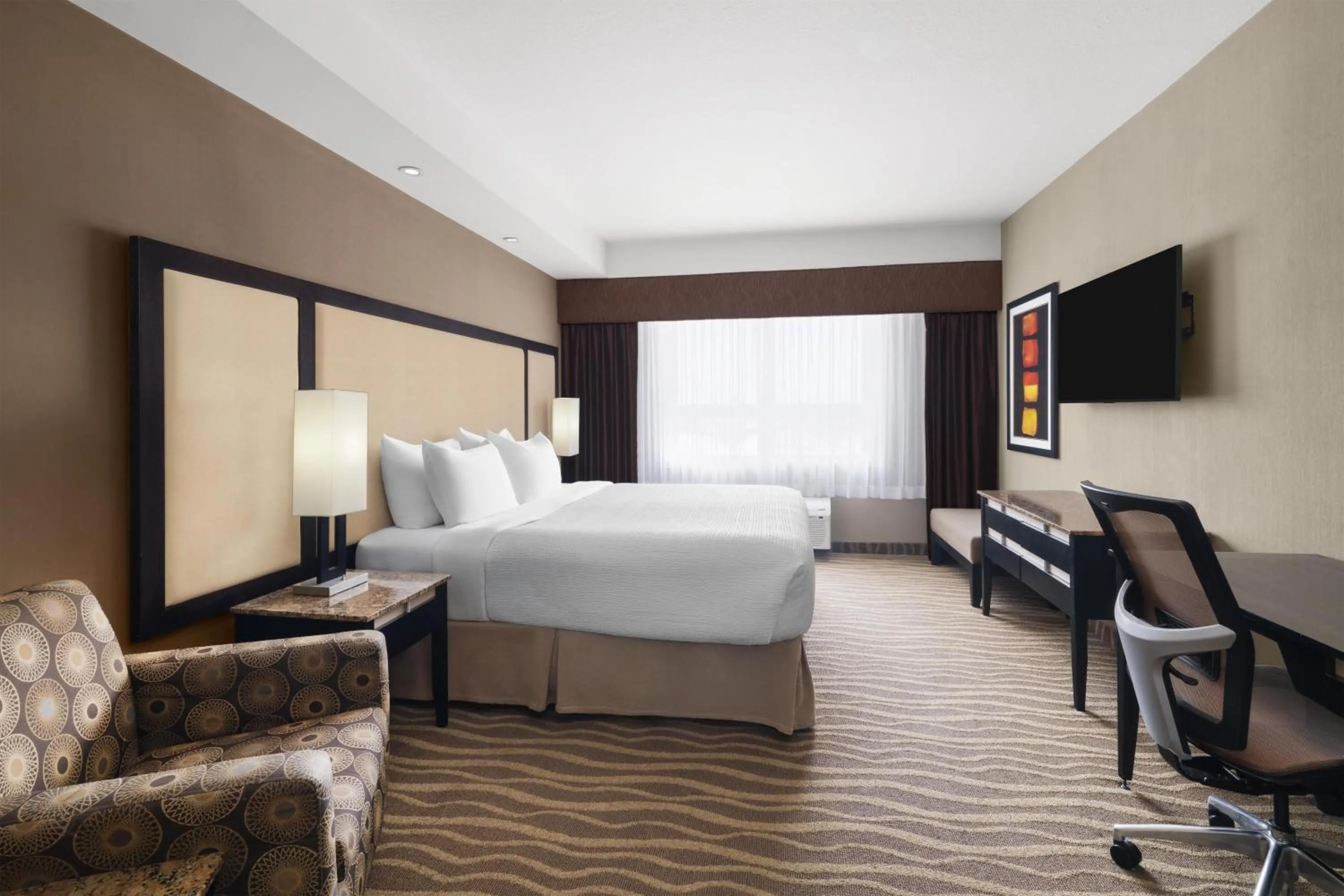 King Room with Roll-In Shower - Disability Access in Best Western Premier Freeport Inn Calgary Airport