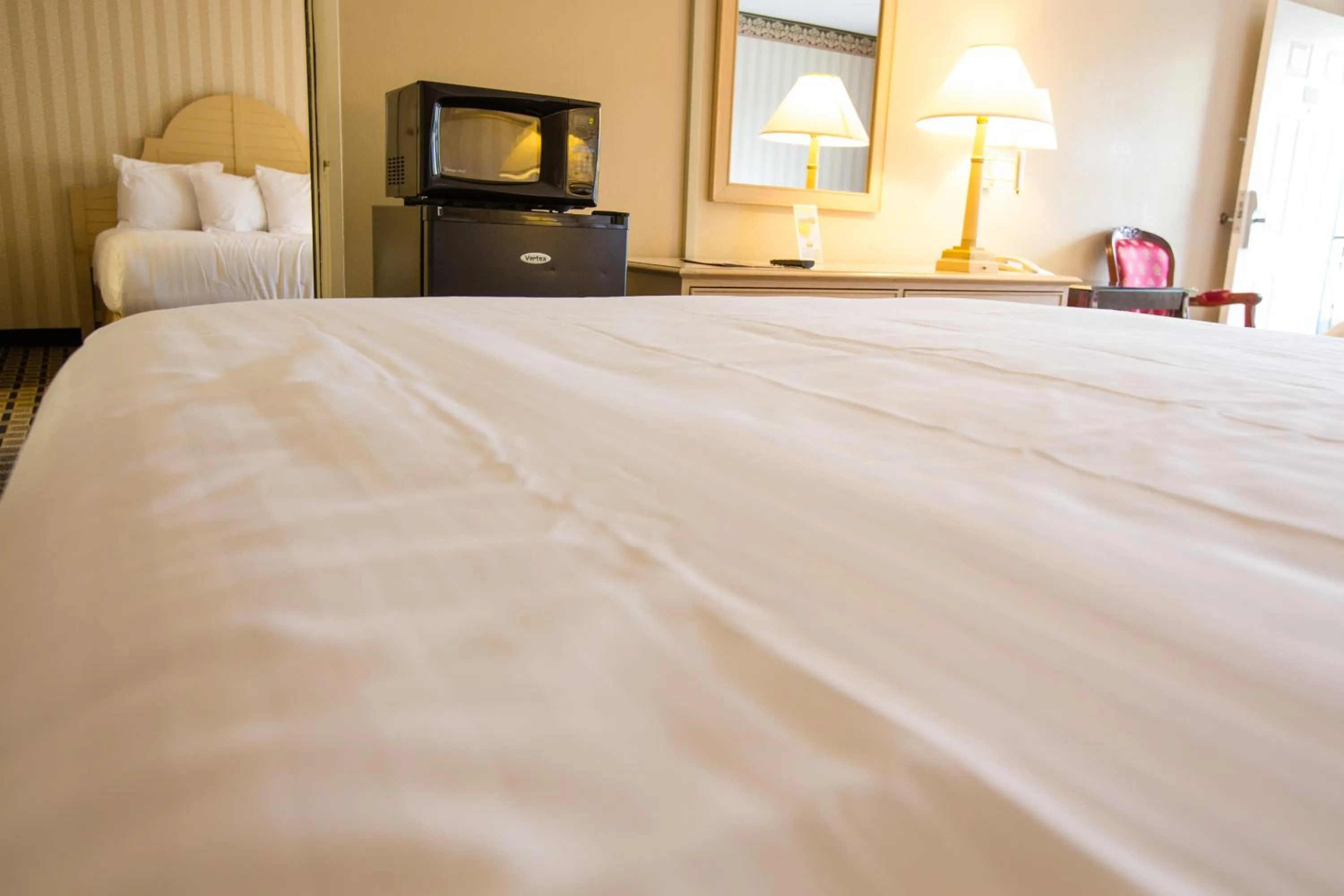 Family Two-Bedroom - Non-Smoking in Anaheim Carriage Inn