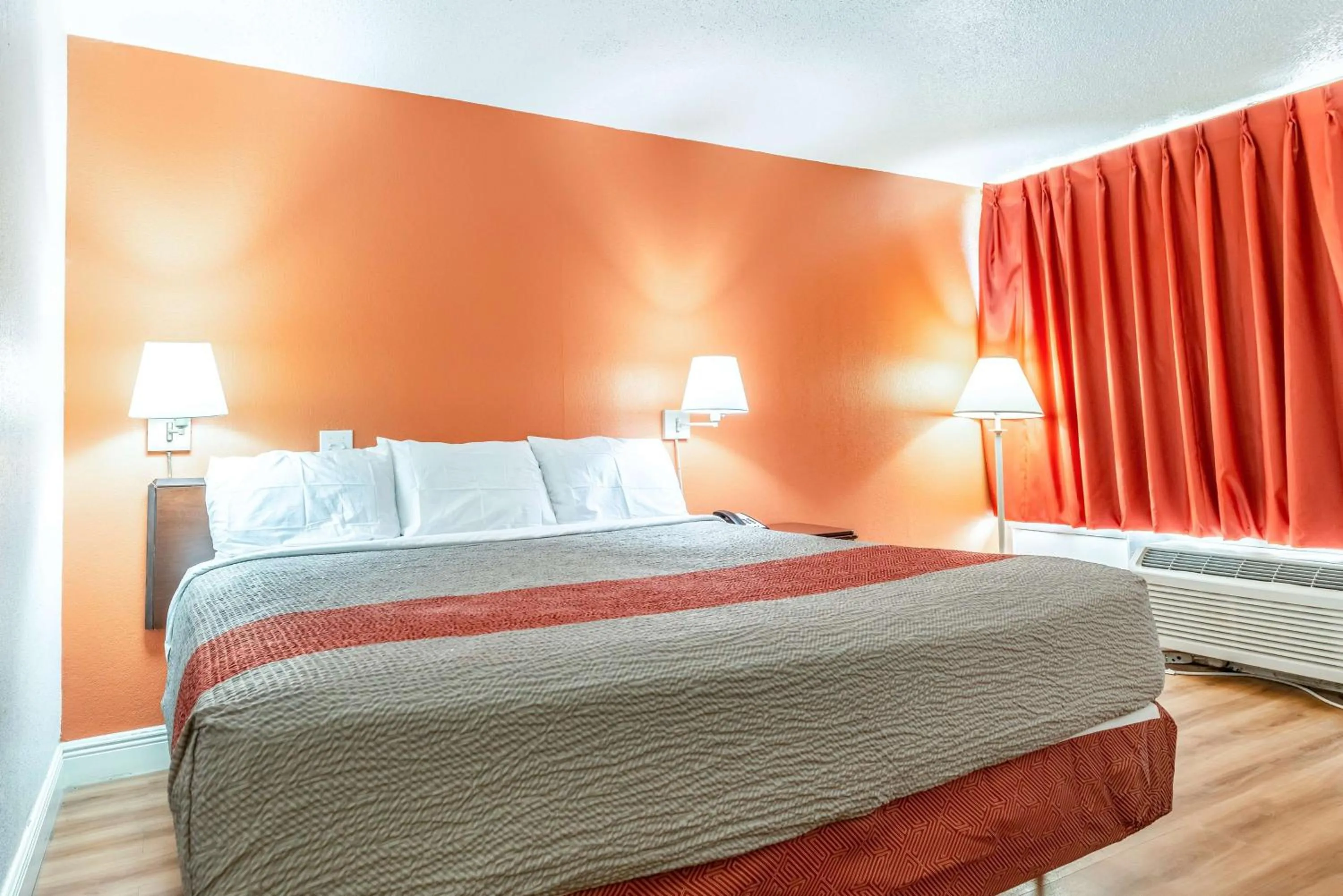 Double Room - Non-Smoking  in Motel 6-Natchitoches, LA